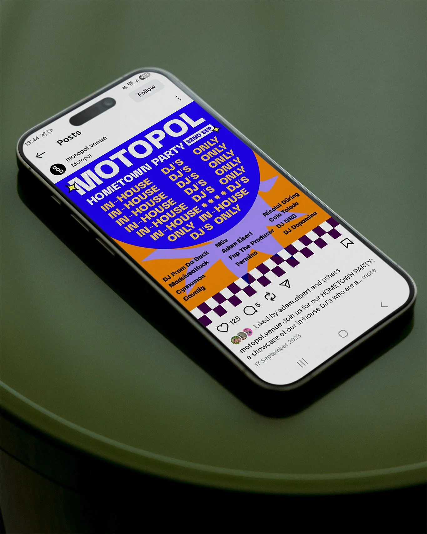 IPHONE-MOCKUP-044.jpg