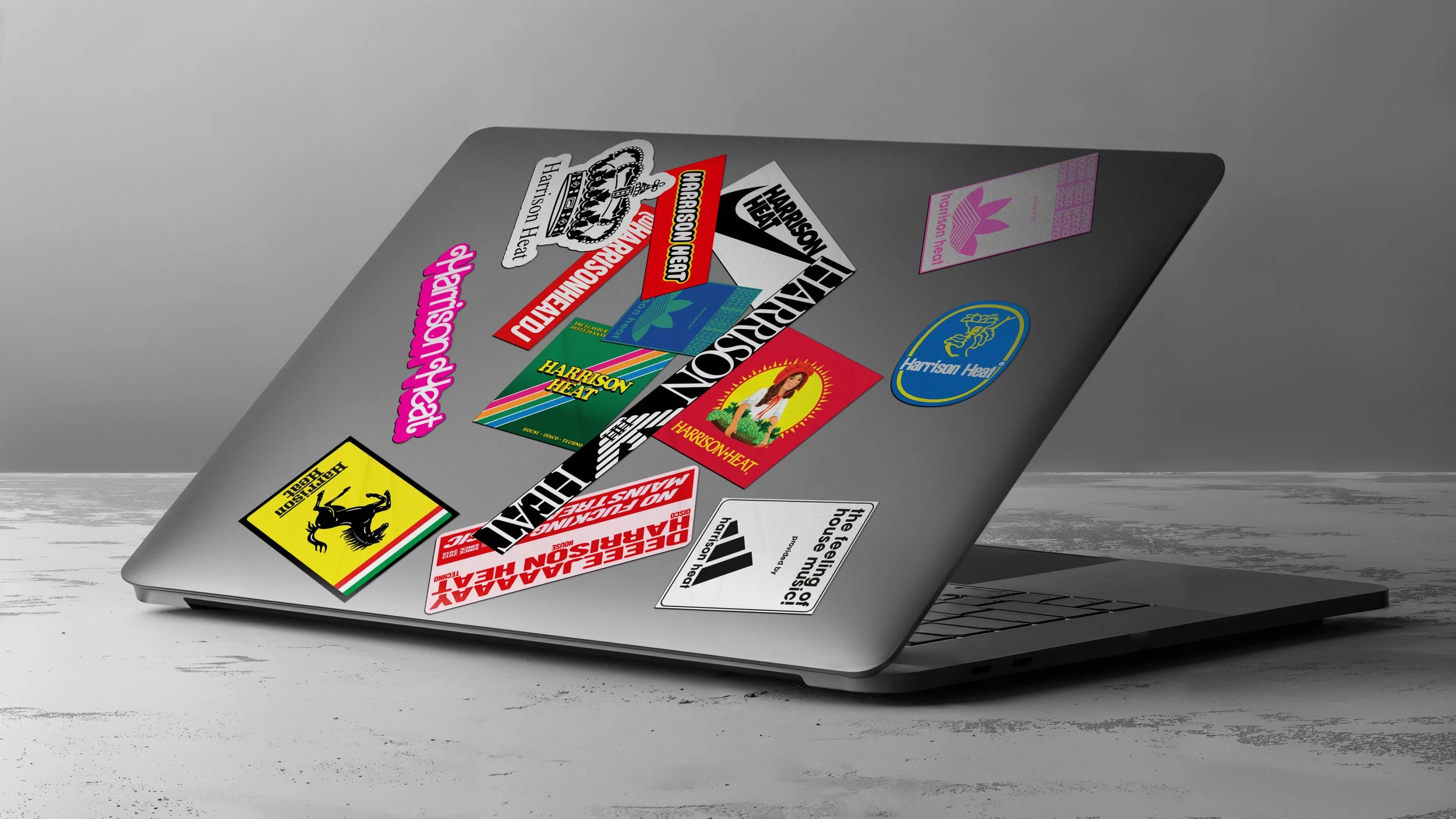 COMPUTER MOCKUP.jpg