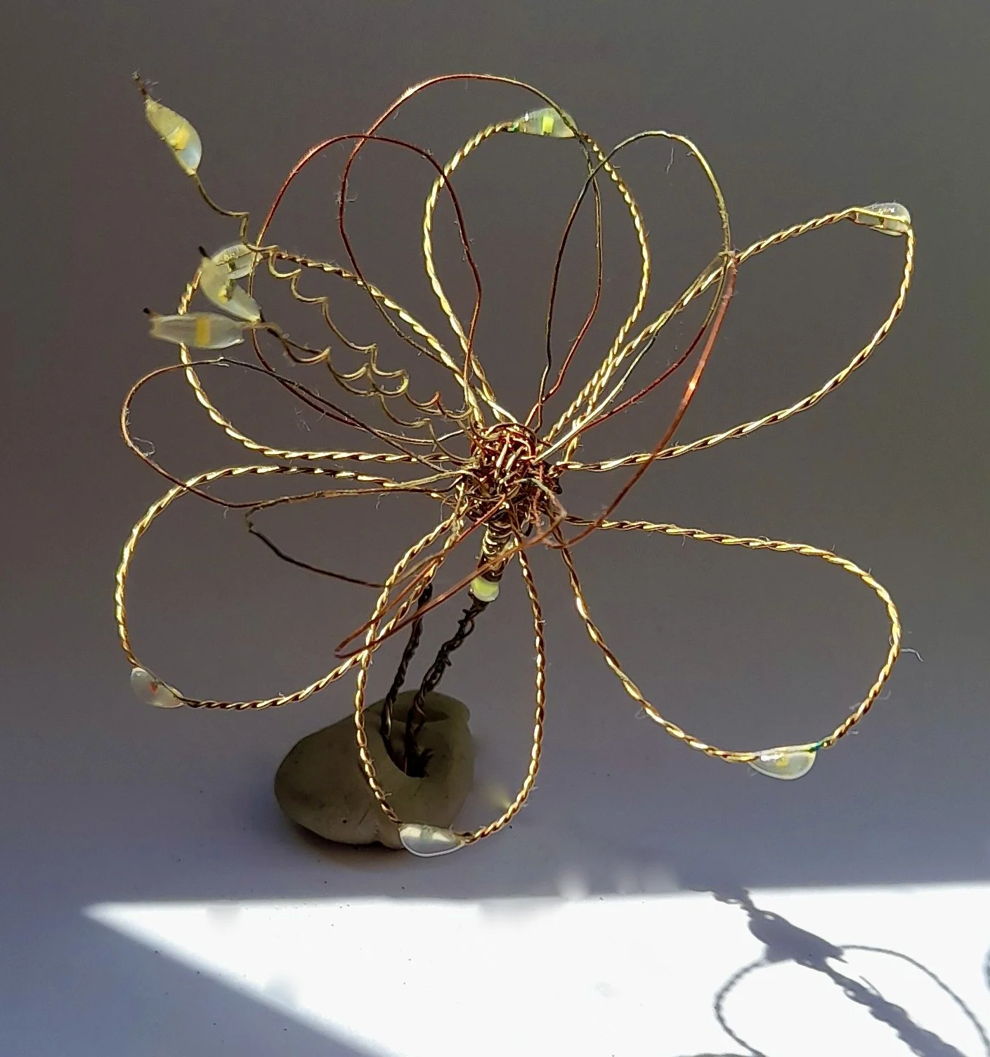 Golden weave, Llantwit Major, Cymru