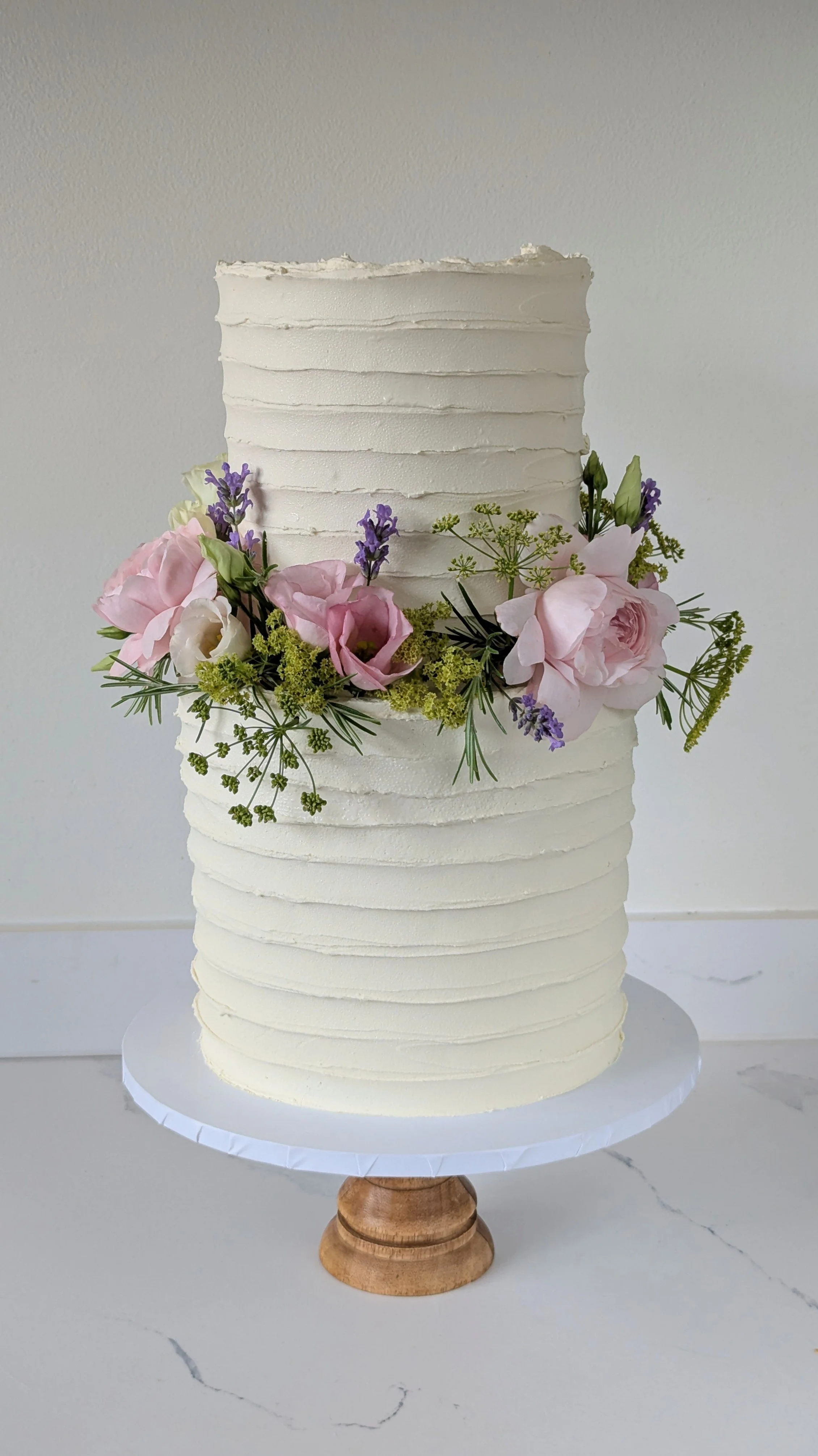 Chippenham Wiltshire wedding cake