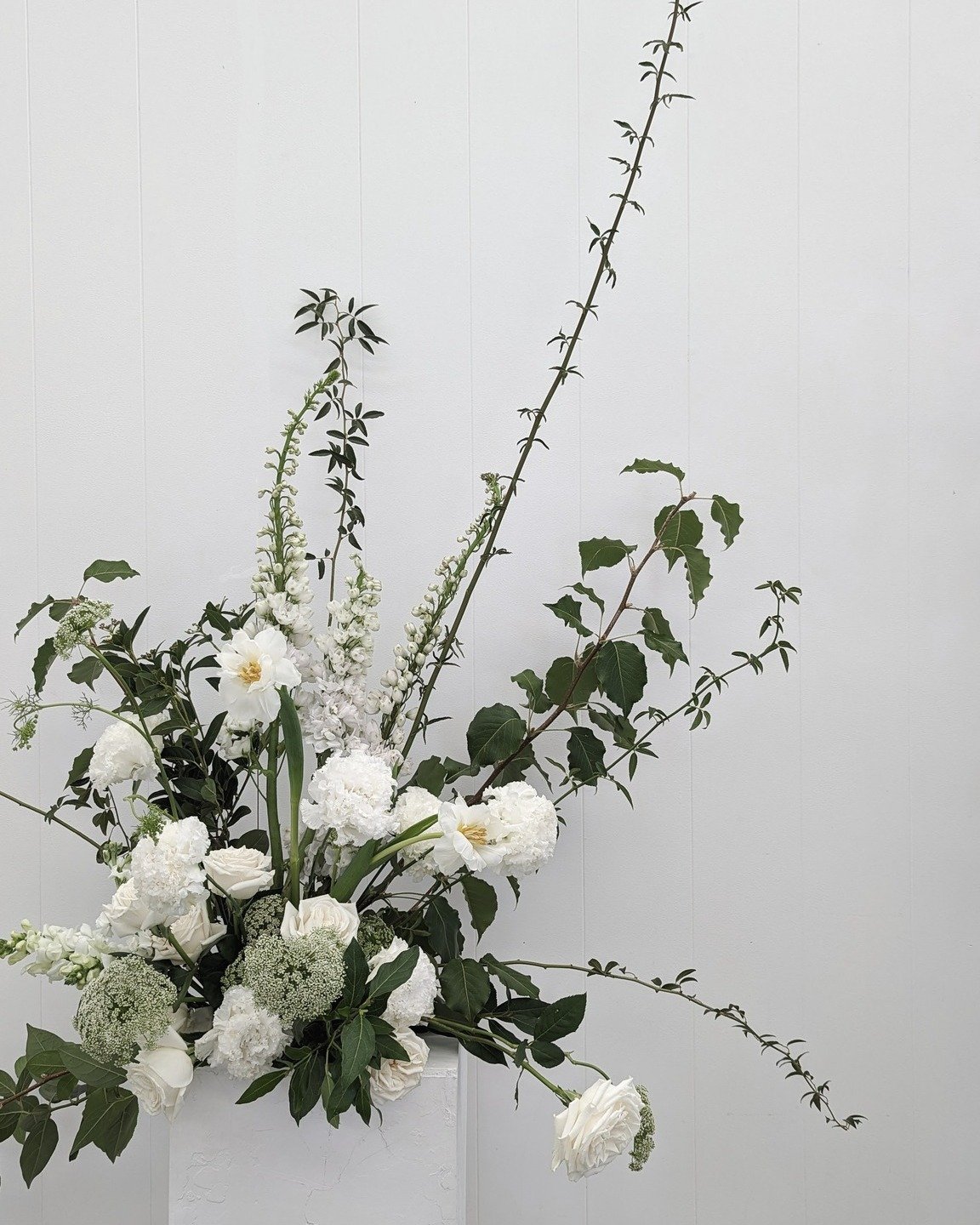 A whole lot of wild and a touch of whimsy for Emily &amp; Petar. 

This was just one of SIX arrangements that went into their statement bridal table set-up. We can't wait to show you the whole thing!

#perthflorist #perthflowers #perthweddingflowers 
