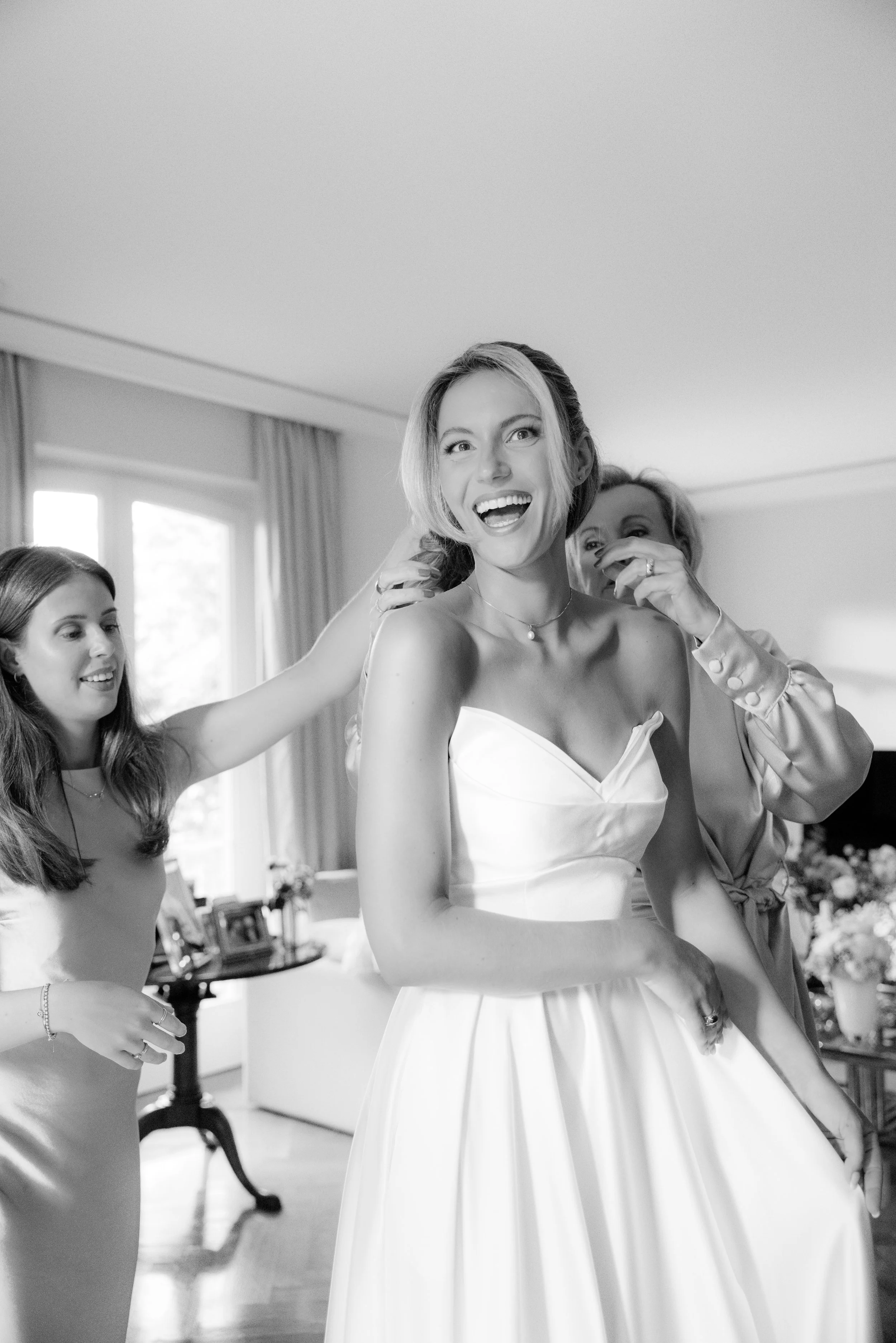 Wedding-Leonie&Arndt-GettingReady-LeaMilane-91.jpg