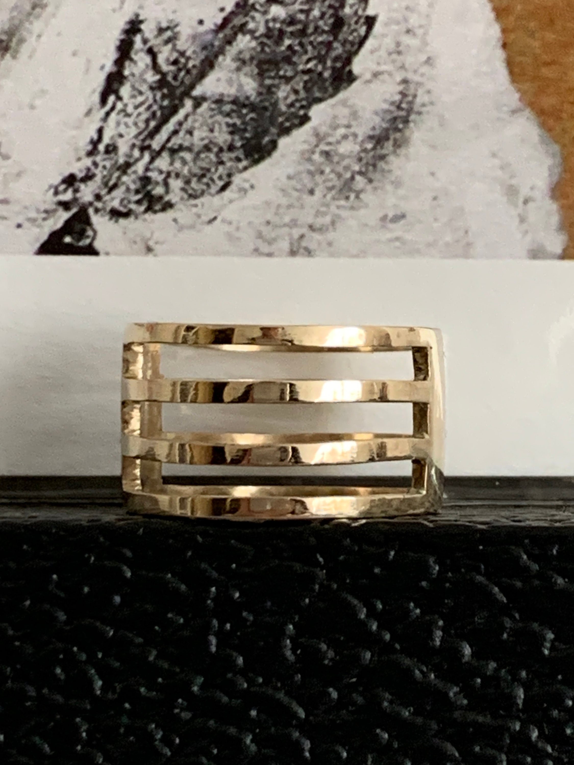 https://i.etsystatic.com/16045086/r/il/7c053c/2281276632/il_fullxfull.2281276632_fssg.jpg