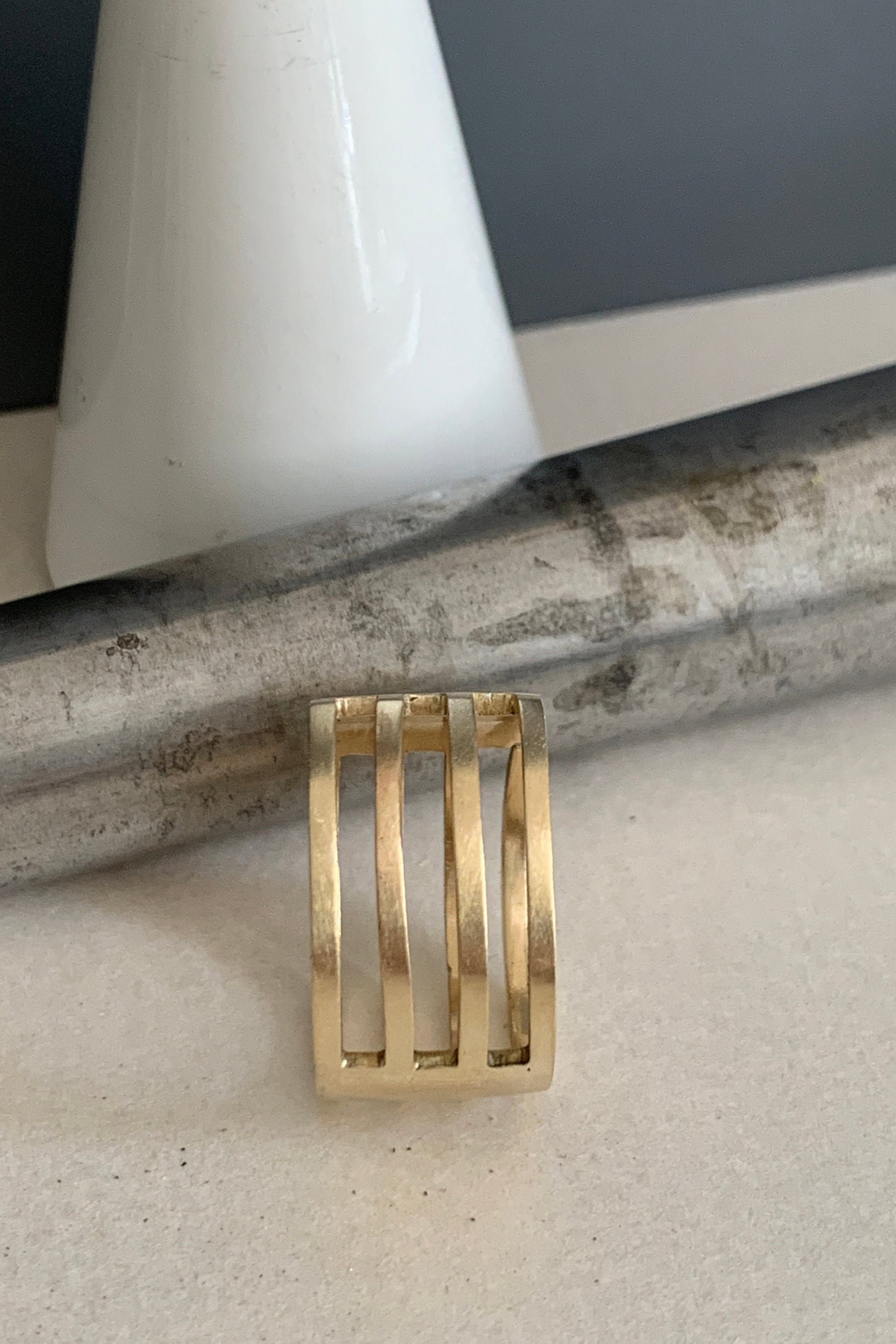 https://i.etsystatic.com/16045086/r/il/485f2a/2328882825/il_fullxfull.2328882825_enj2.jpg