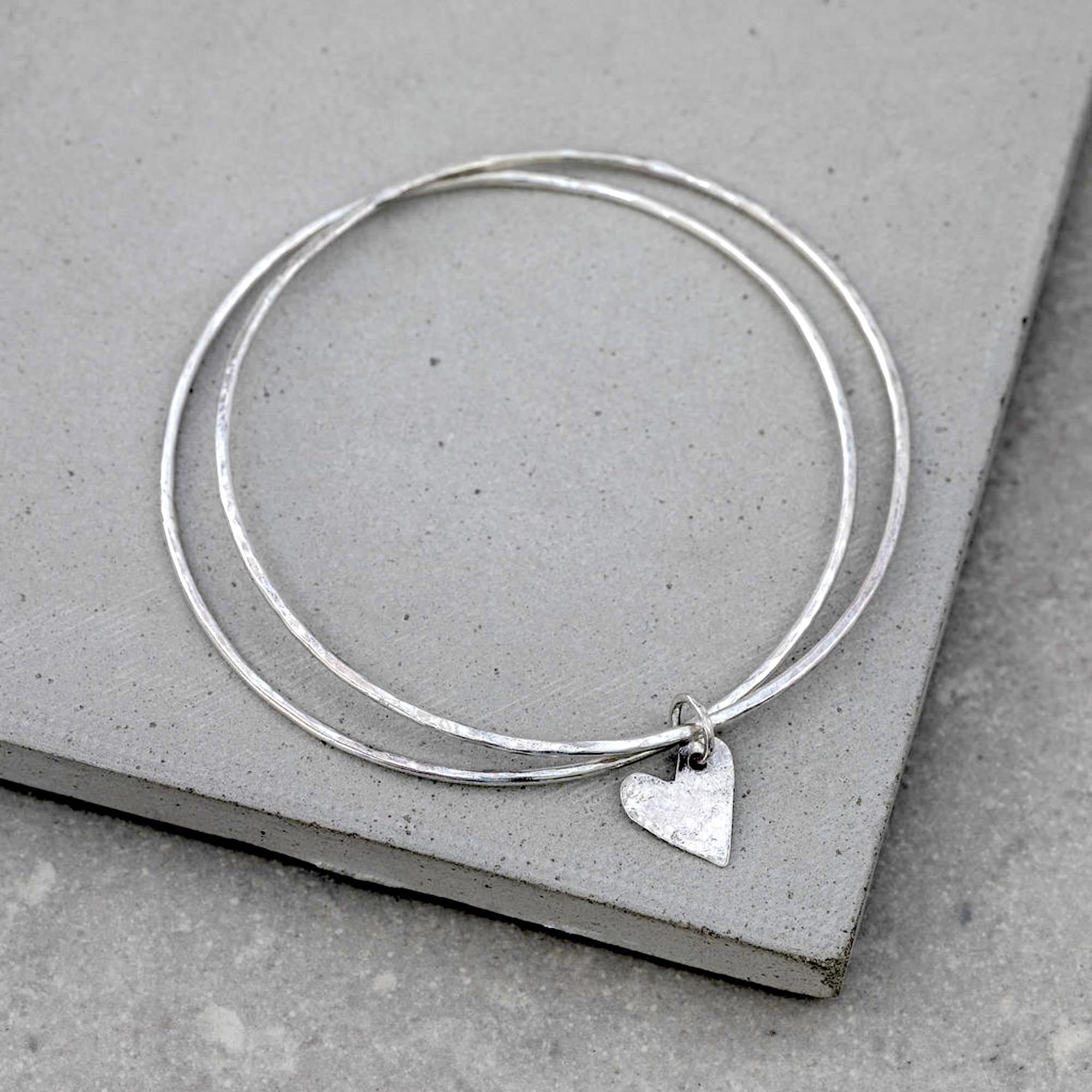 https://i.etsystatic.com/16045086/r/il/17e6f1/3889181498/il_fullxfull.3889181498_9ufx.jpg