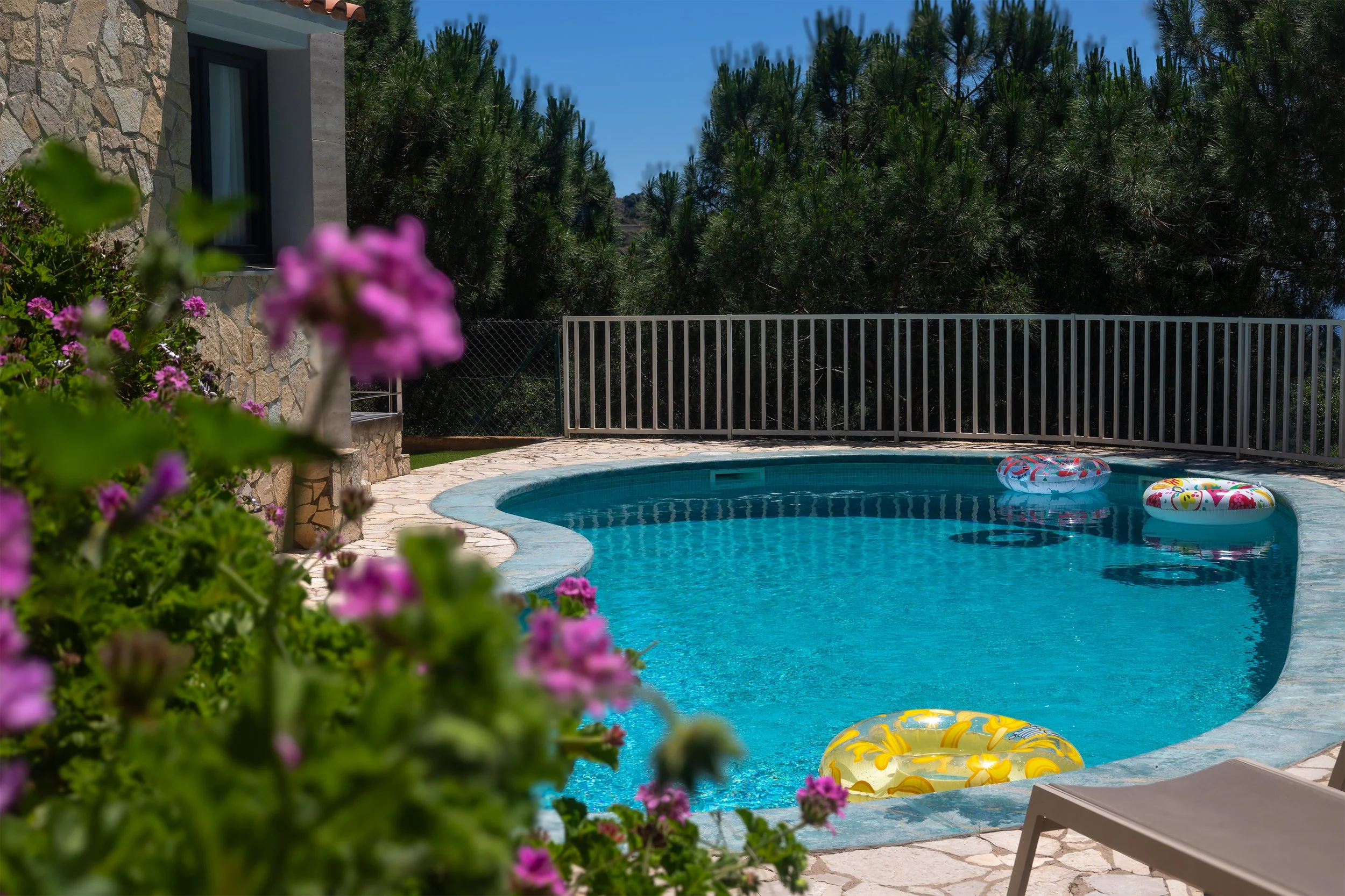 SwimmingPool70.jpg
