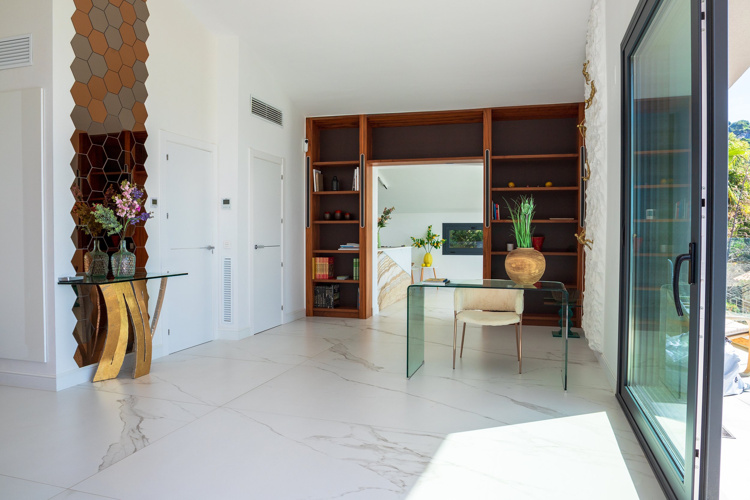 LivingRoom43.jpg