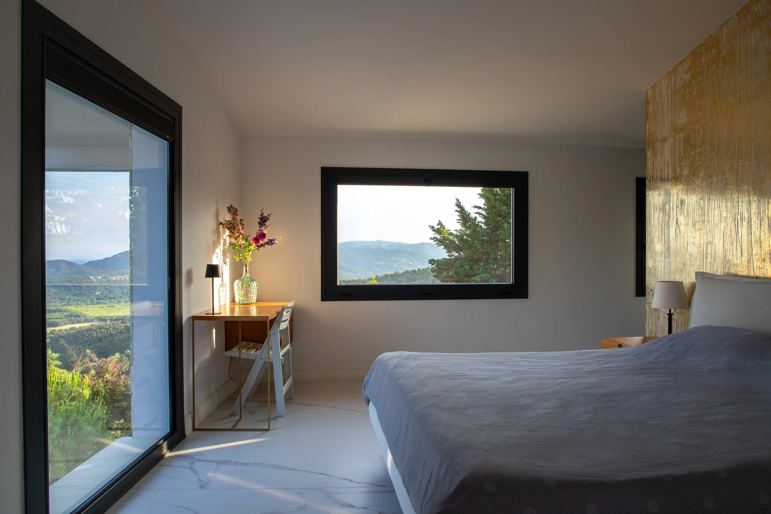 MasterBedroom56.jpg