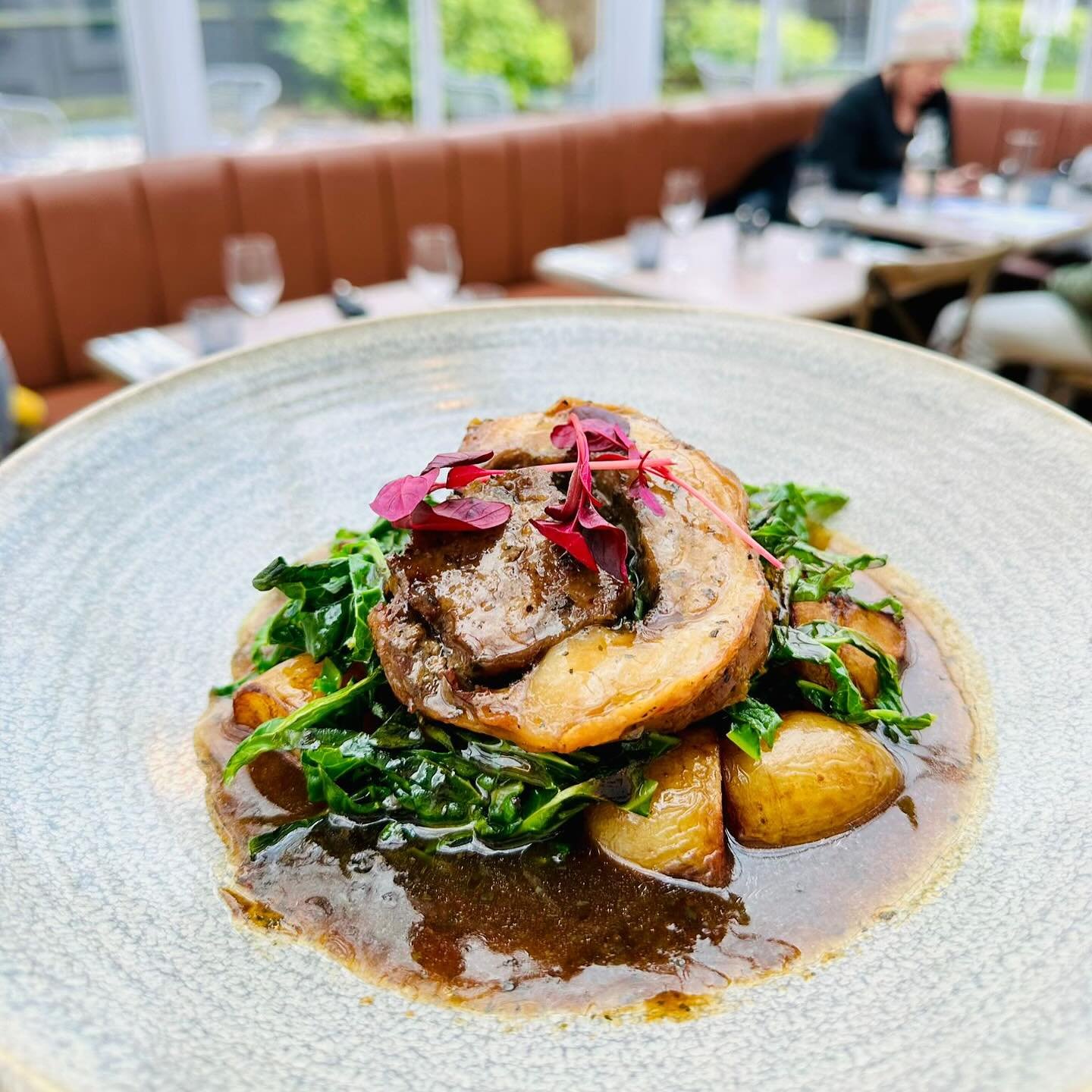 Our set lunch menu is the perfect choice for those looking for a quick and delicious meal! You can get the full 3 courses for only &pound;16 or you can choose 2 courses for &pound;13 or 1 course for just &pound;10! 🥂The menu changes daily and is ava