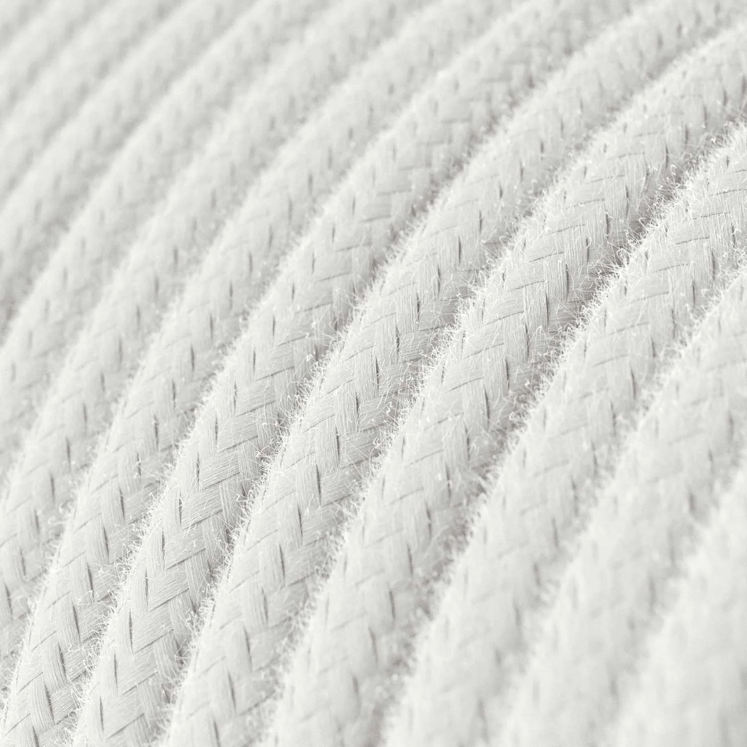 round-electric-cable-rc01-white-cotton-2xawg18-3xawg18-ul-listed-2.jpg