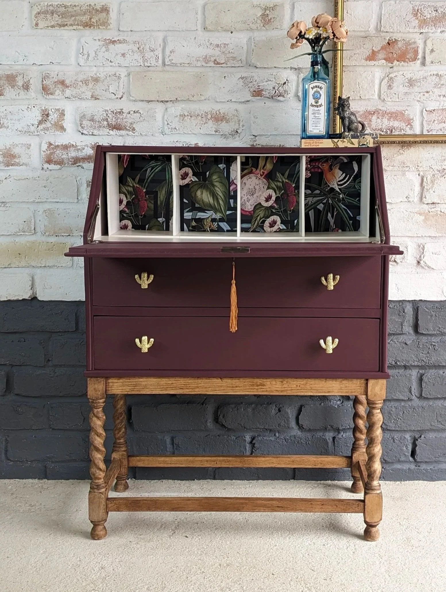 berry+bureau.jpg