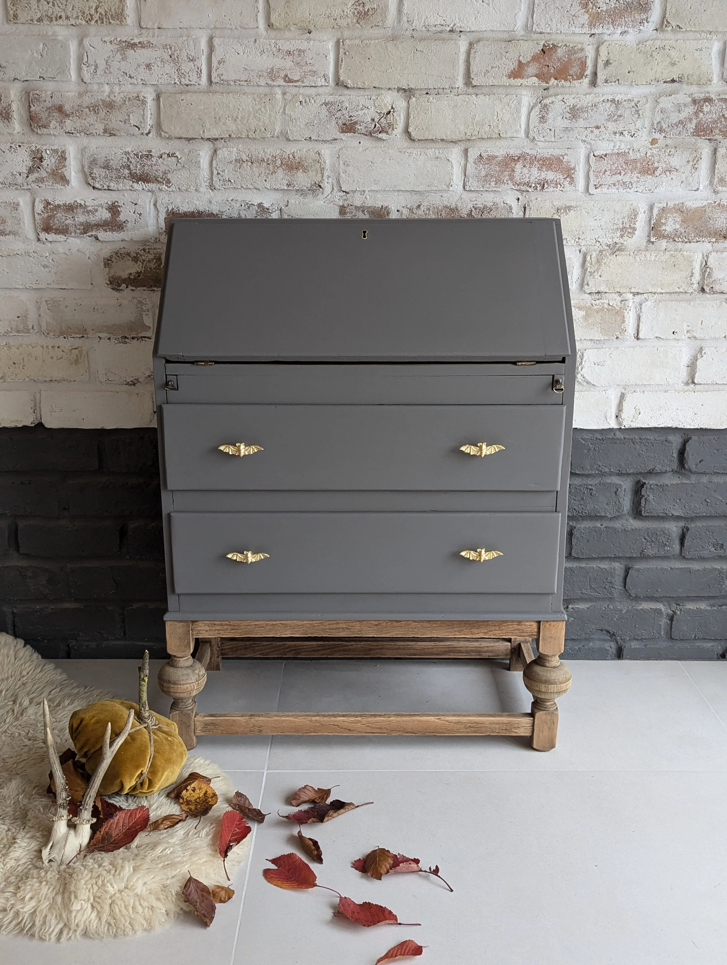 bat handle bureau.jpg