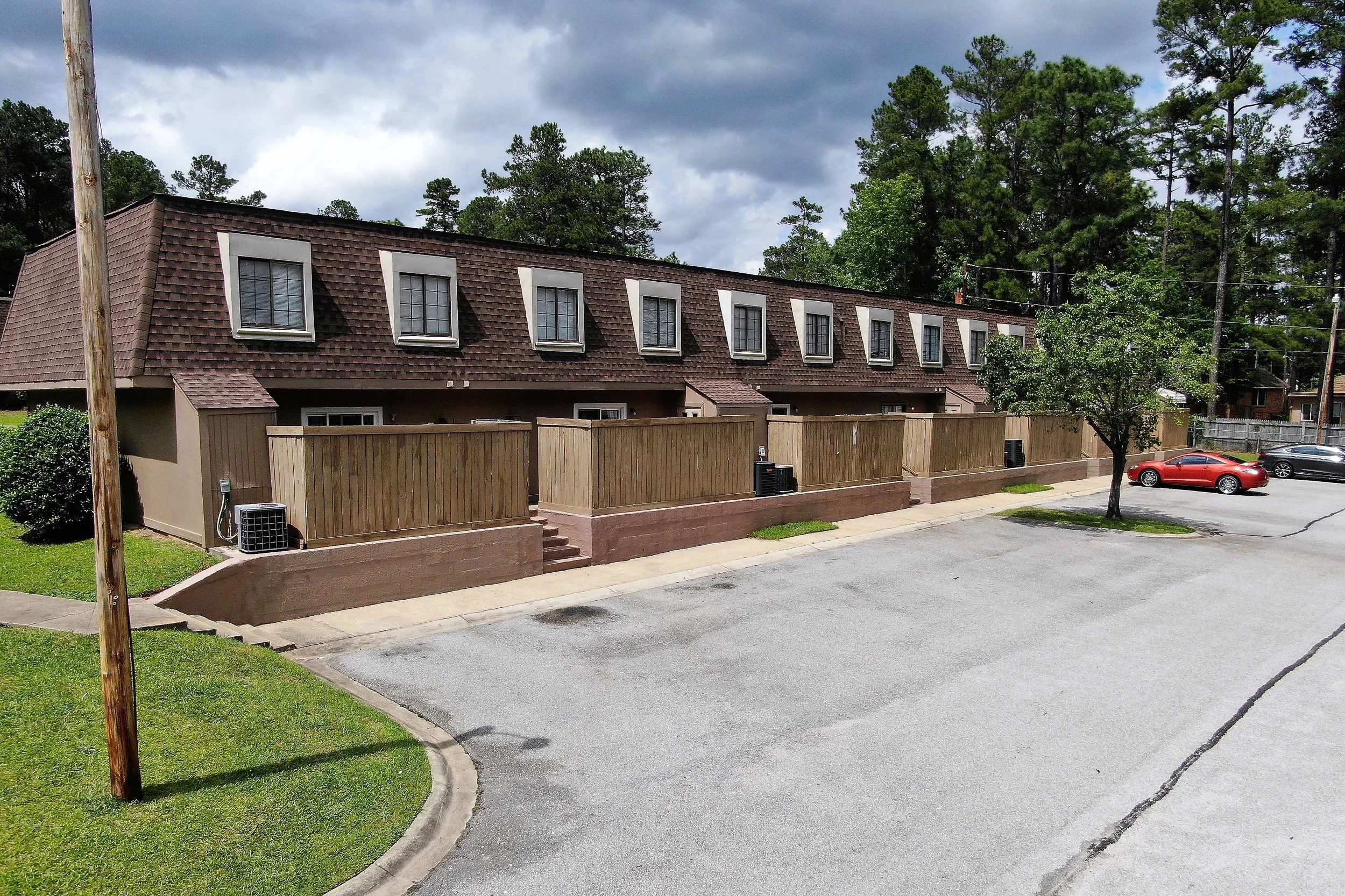 6 Piney Grove TH.JPG