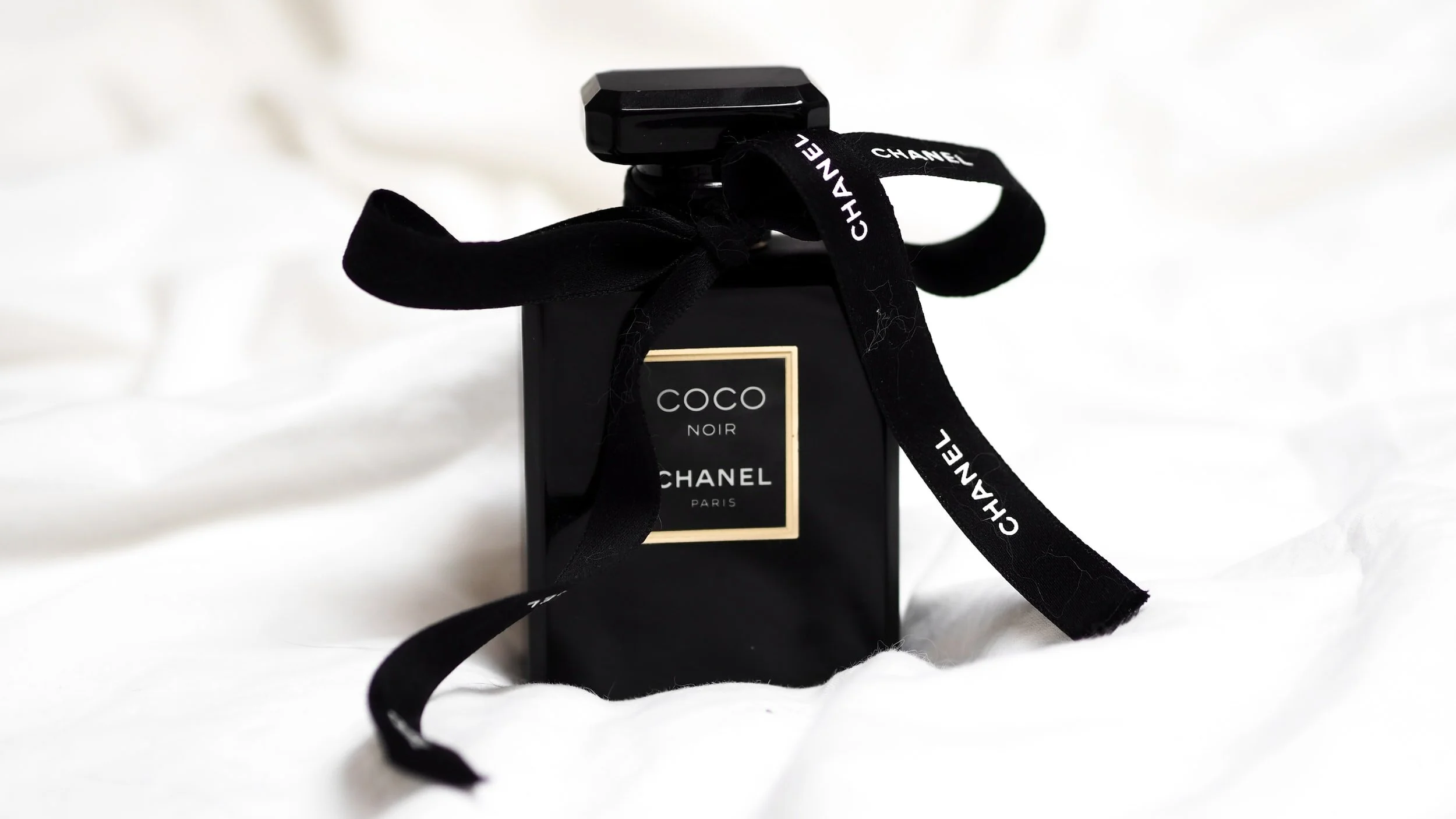 The Language of Luxury: Exploring Colors that Evoke Opulence in  Packaging Design and Branding