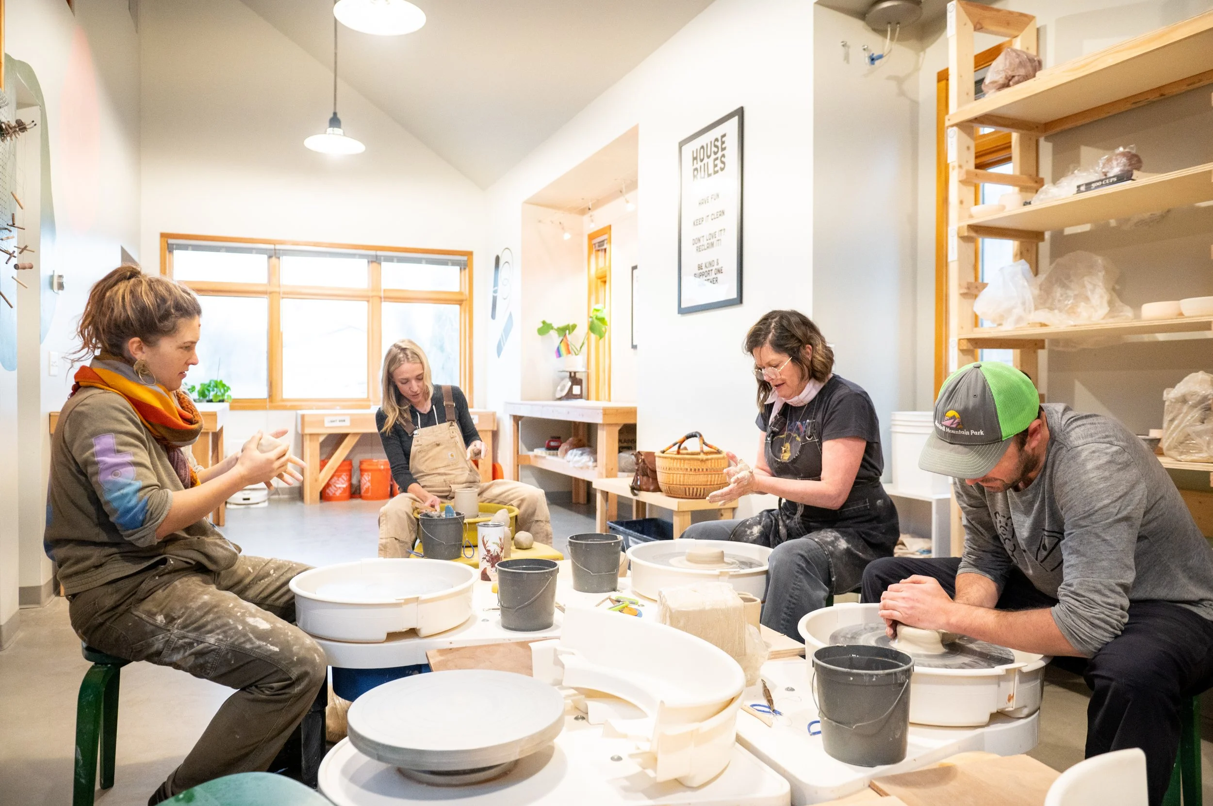 THROW CERAMICS W23-79.jpg