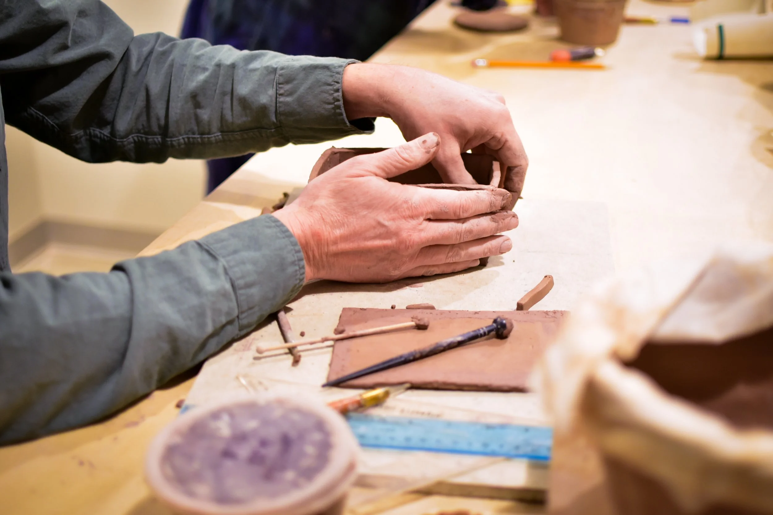 Throw Handbuilding -12.jpg