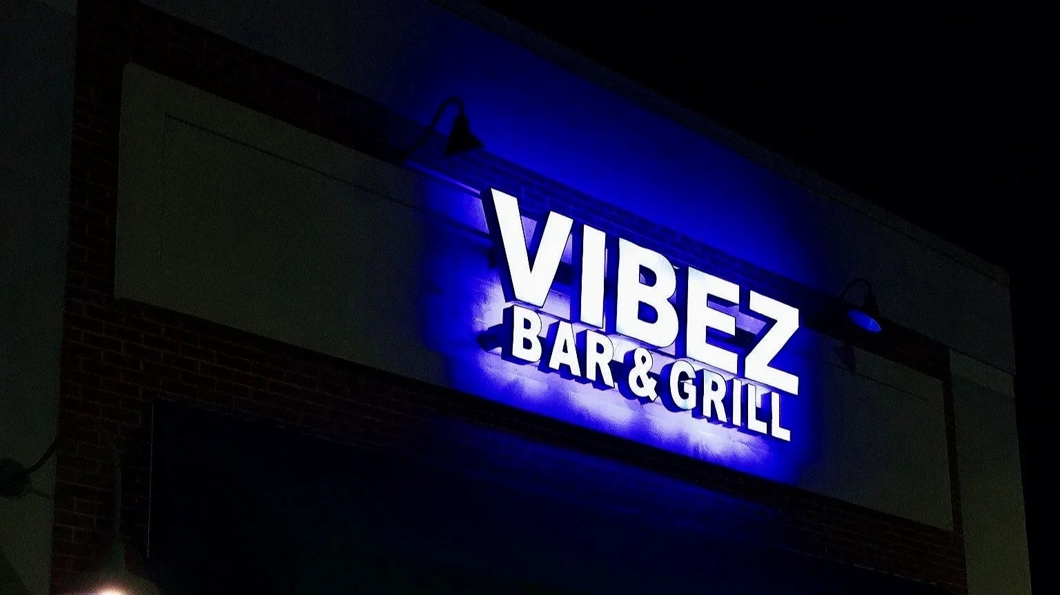 Vibez Bar and Grill storefront