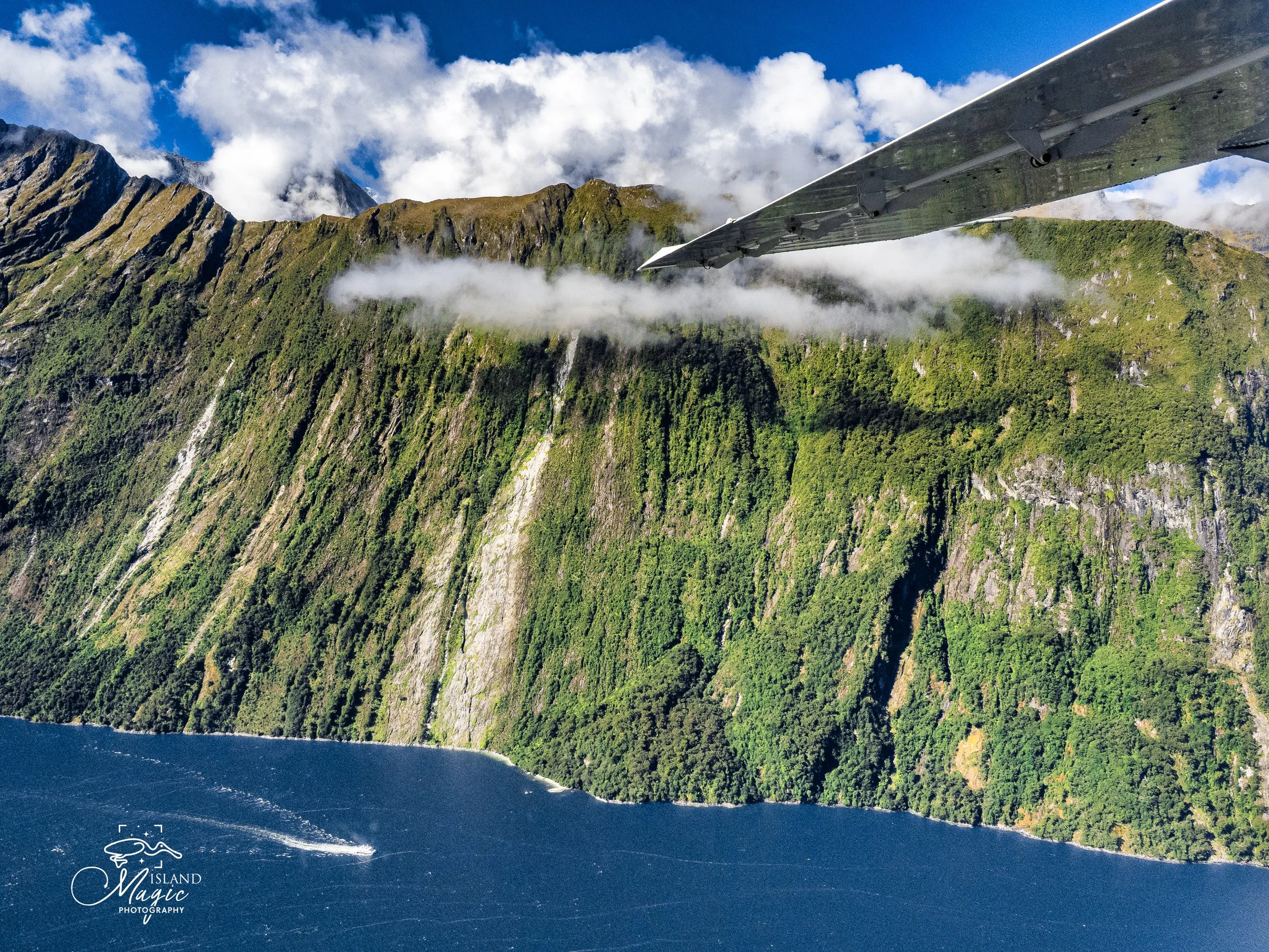 Flying over Milford Sound 3220754-.jpg