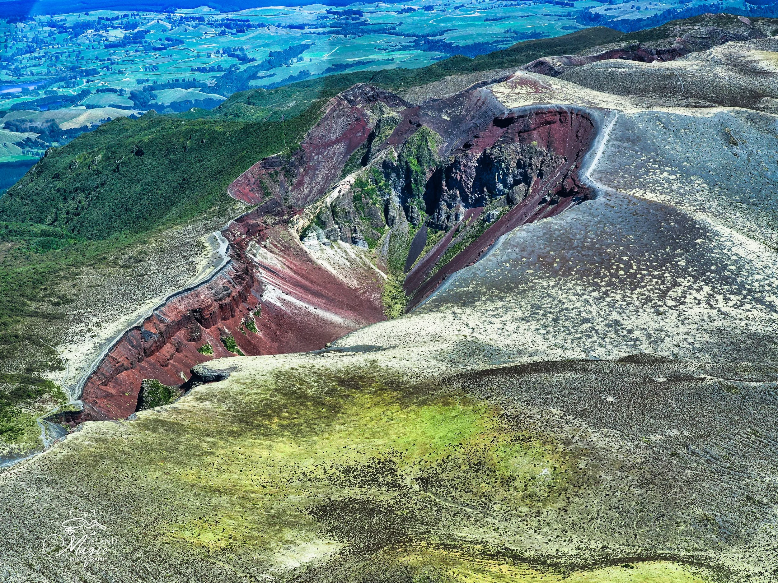 Mount Tarawera 3159960-.jpg