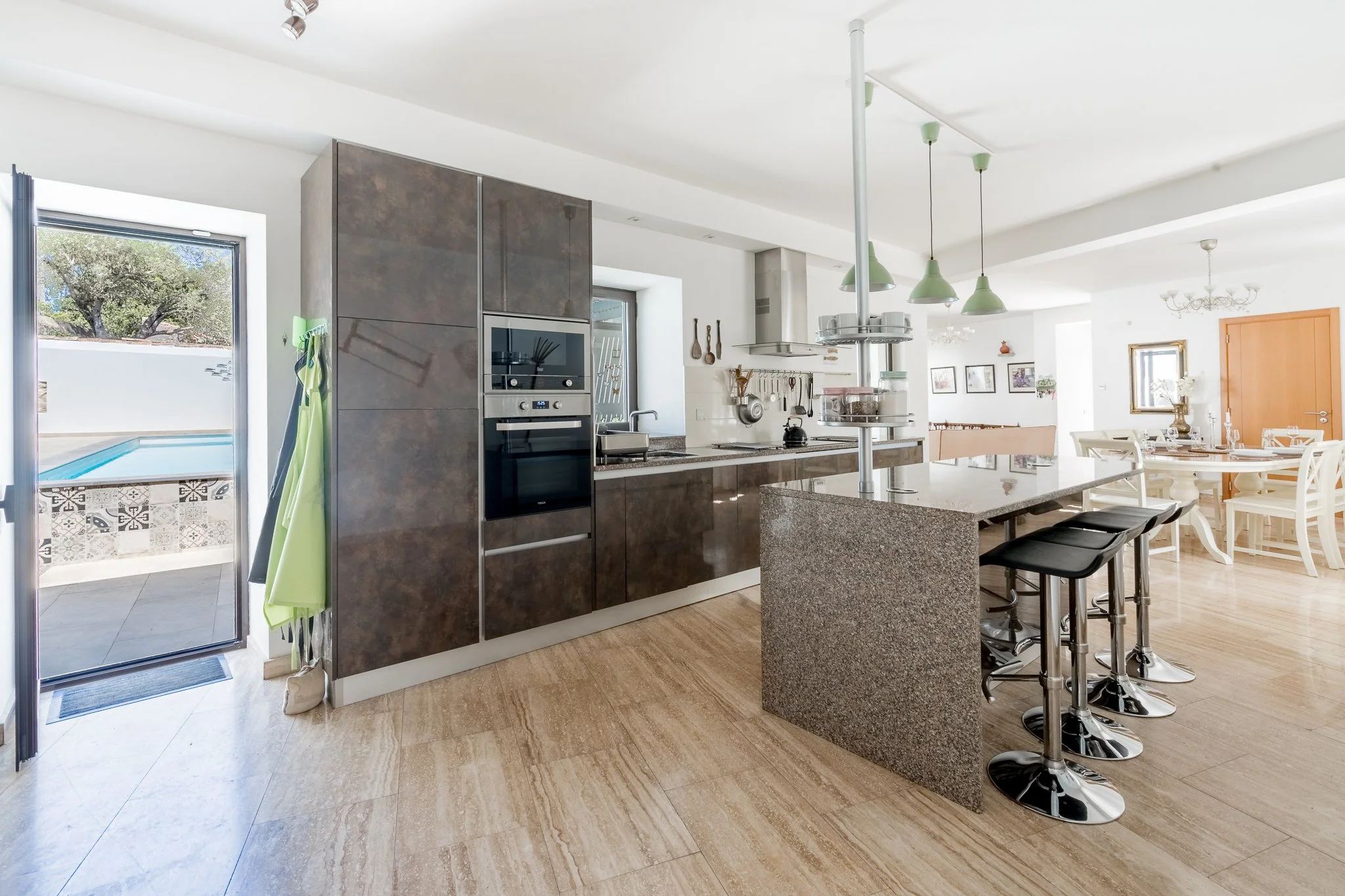 Villa kitchen.jpg