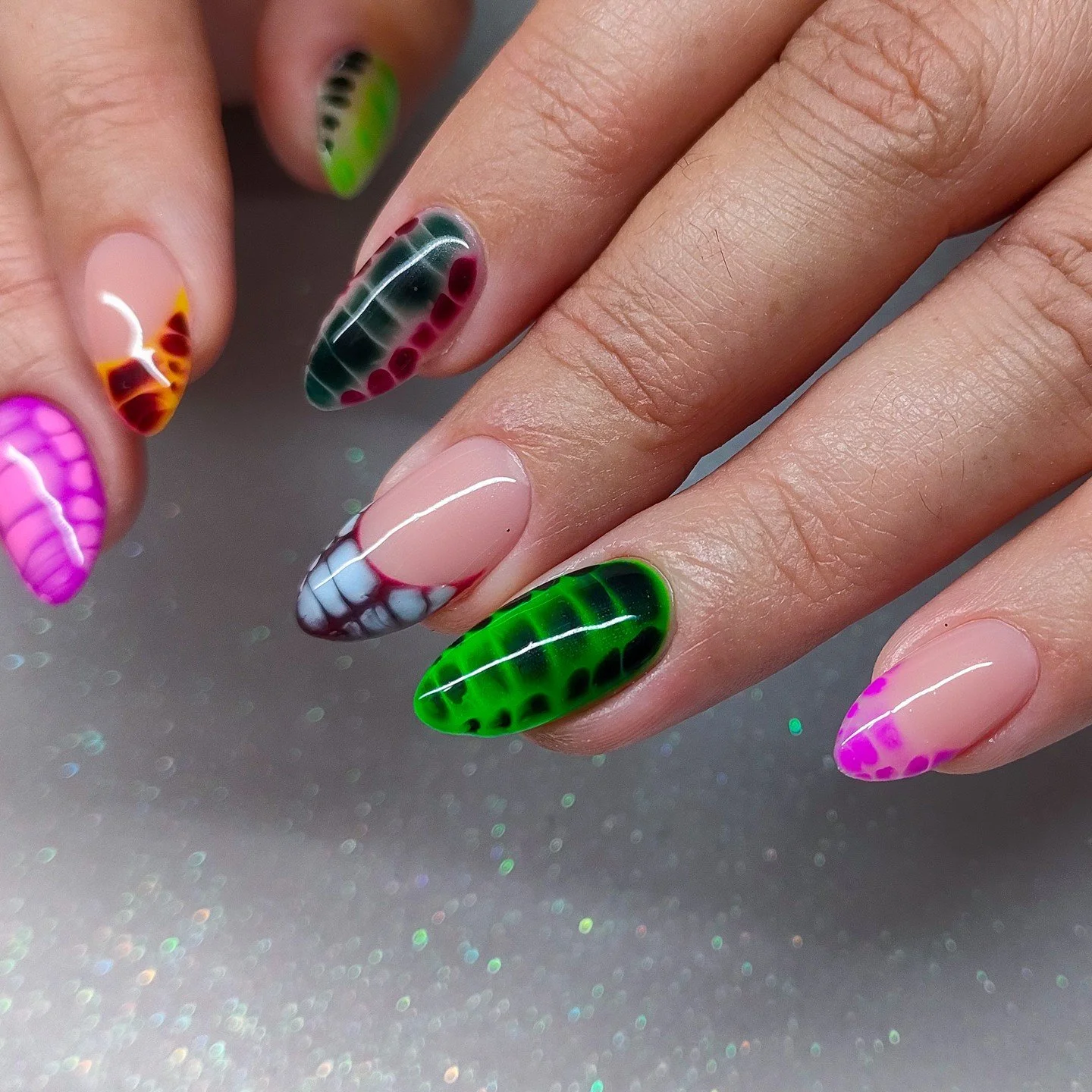 hailie who...?⁠
⁠
🐍⁠
.⁠
.⁠
.⁠
Using @designer_nails_distribution Blooming Gel over a Nudelicious Builder Gel base 🔥⁠
If you want to give them a go for your clients, use SERENA5 at checkout for a discount x (professional only)⁠
.⁠
.⁠
.⁠
#nailsonflee
