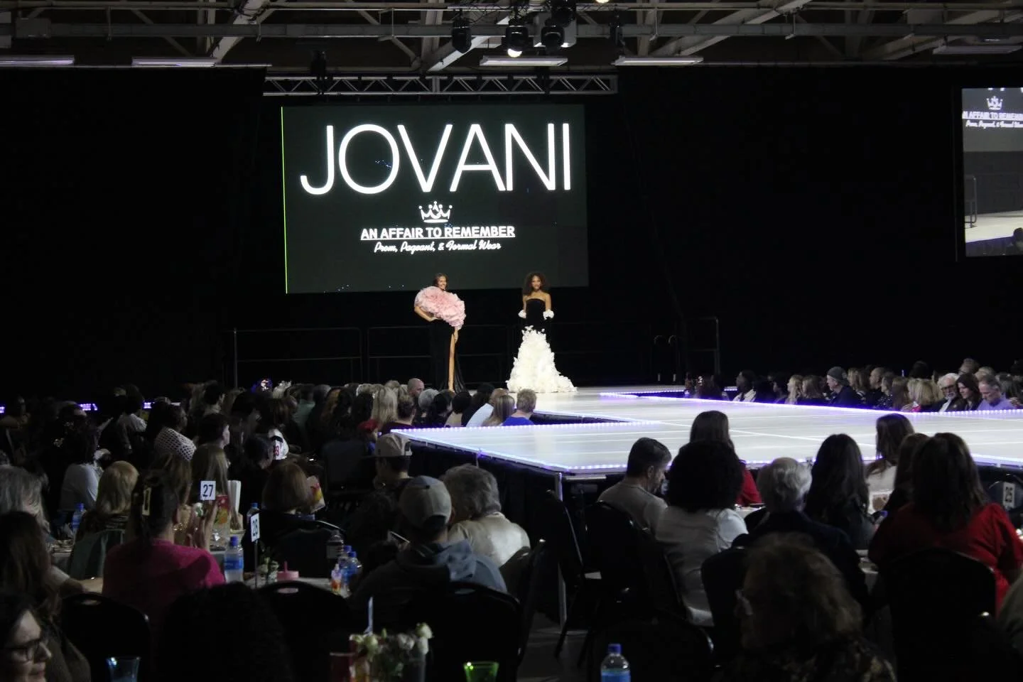 Show stopping moments, perfect for prom or pageants, courtesy of Jovani📸🤍🩷

Find your dream Jovani dress today!✨💕👑

#jovani #prom #pageants #aatrnc #agirltoremember
