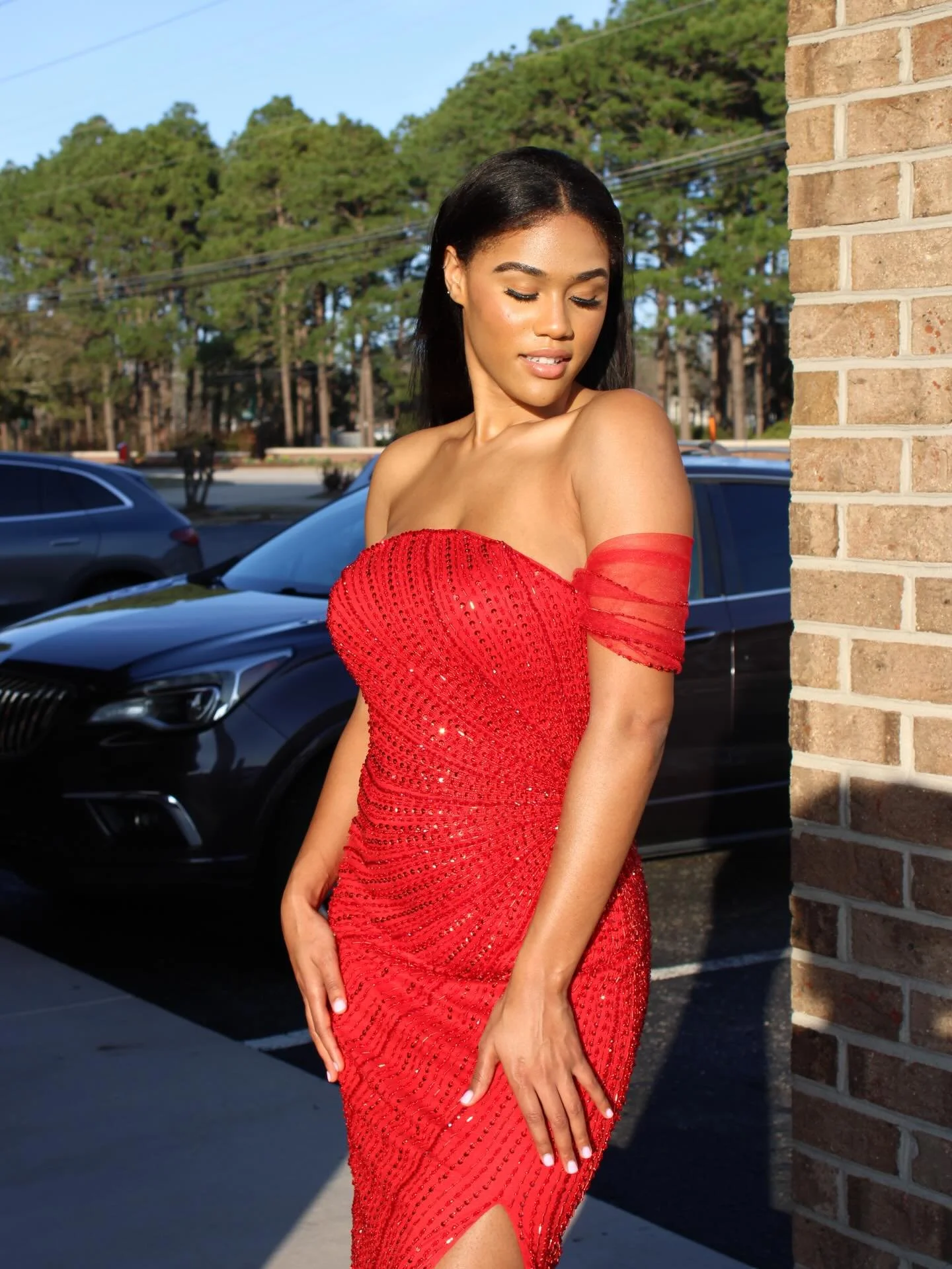 Longer days, warmer nights, and dresses that make an entrance. ❤️✨

With the clocks springing forward, it&rsquo;s officially time for sunshine, sparkle, and unforgettable moments.❤️

Prom Season Hours:
M, W, Th, F: 11-6
Sat: 10-5
Sun: 12-5
Closed Tue