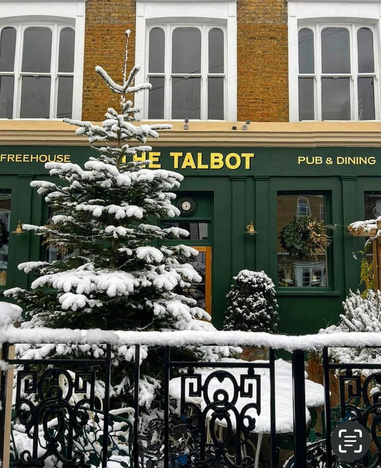 ✨ 𝐂𝐡𝐫𝐢𝐬𝐭𝐦𝐚𝐬 𝐚𝐭 𝐓𝐡𝐞 𝐓𝐚𝐥𝐛𝐨𝐭 ✨

This Christmas, The Talbot becomes a home away from home where feasting tables are laden with food, the wine flows, and the atmosphere sparkles with celebration.

🎄 𝐂𝐡𝐫𝐢𝐬𝐭𝐦𝐚𝐬 𝐏𝐚𝐫𝐭𝐢𝐞𝐬
O