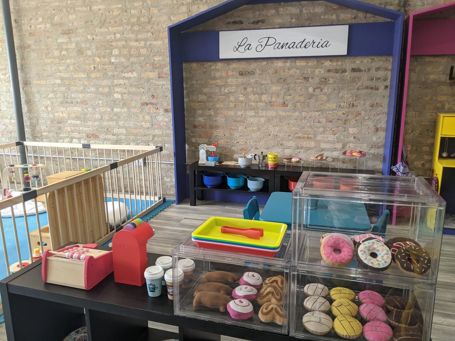 Luna y Cielo Playroom Cafe in Chicago
