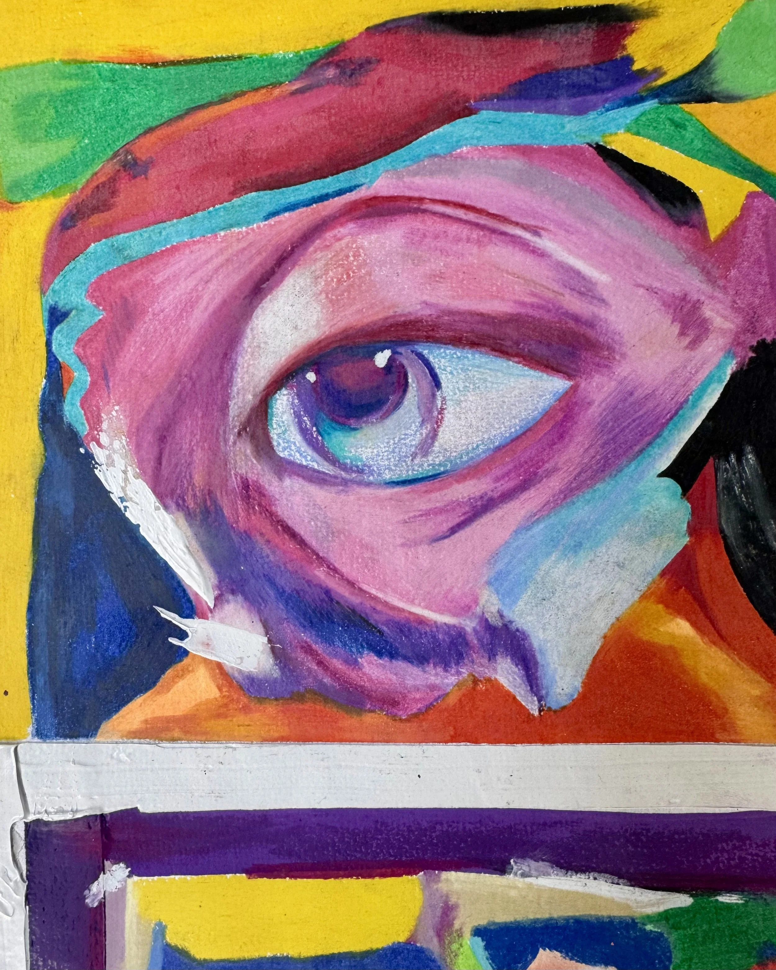 Gros plan sur un œil coloré réalisé aux crayons de couleur dans une œuvre de Crown*
