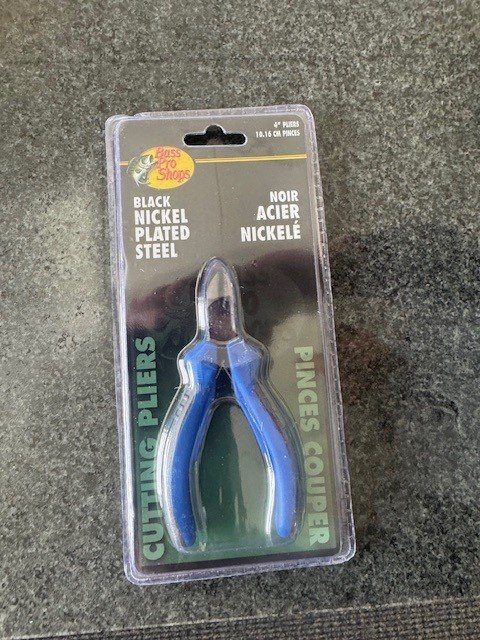 Bass Pro 6" cutting pliers