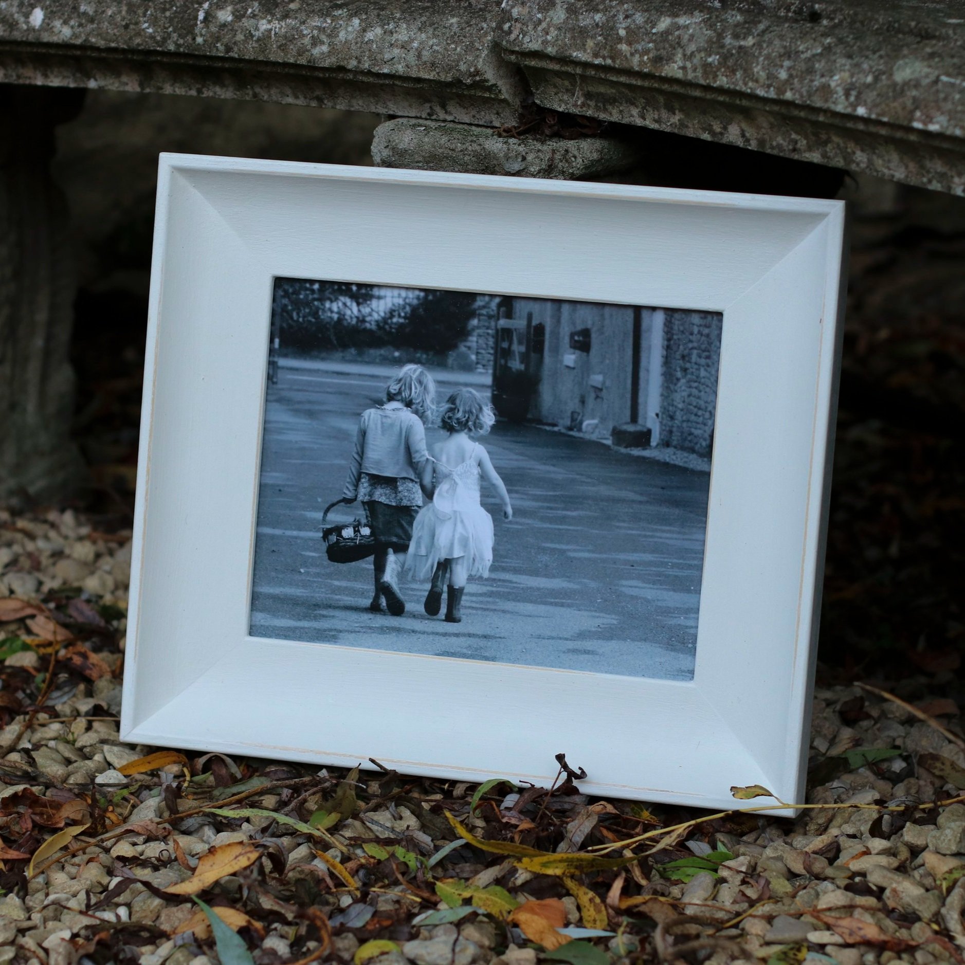 white photo frame