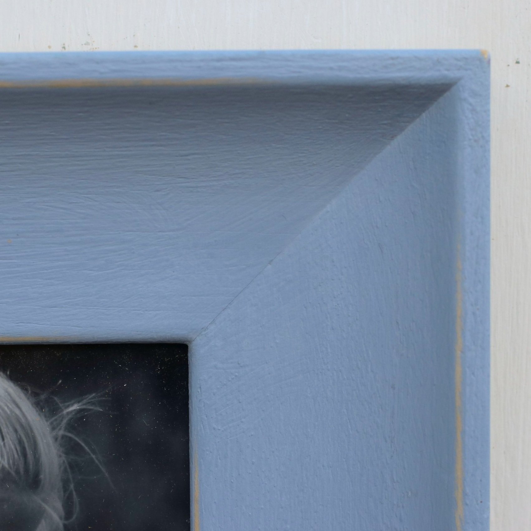 pale blue photo frame - detail