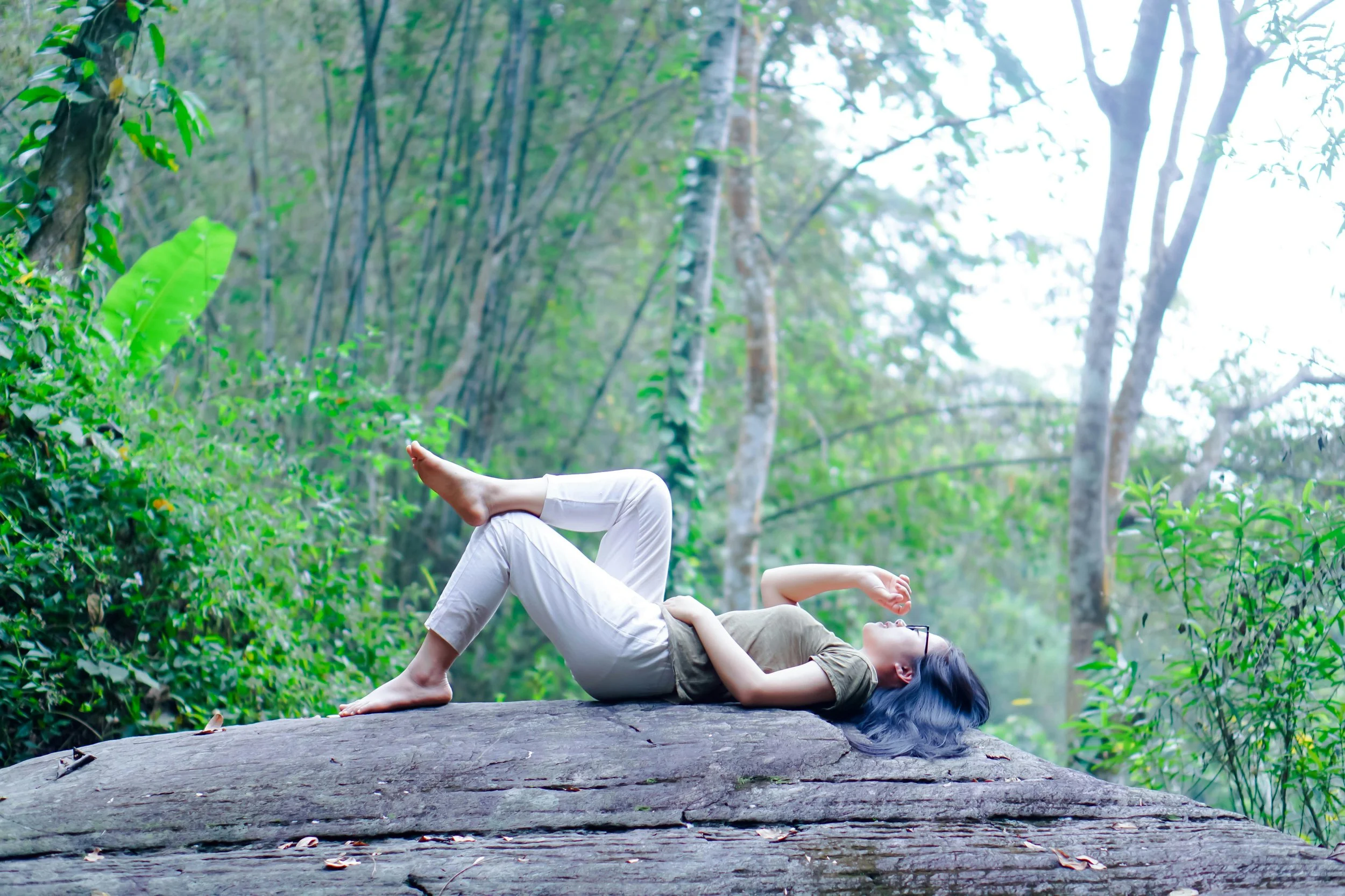 Inner Anchors: Why Highly Sensitive Women Need Somatic Grounding More Than Mindset Work