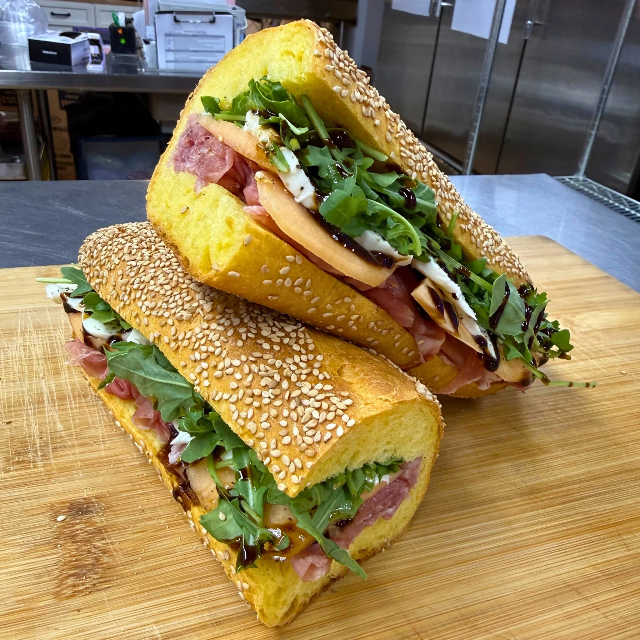 🚨SANDWICH SATURDAY🚨
Available Saturday, August 30th ONLY!
✨La Coppia Perfetta Sandwich✨ 💘🥖
Some couples are just meant to be... prosciutto & cantaloupe, mozzarella & arugula, balsamic & bread. 💏 One bite of this beauty and you&rsquo
