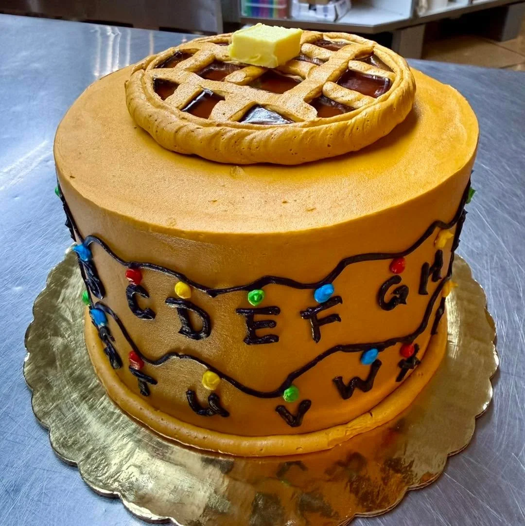 Warning: strange cravings may occur. 👀⚡
Stranger Things&ndash;inspired cake featuring waffles, lights, and all the retro vibes fans love.

📍 Palermo Bakery
7312 W Irving Park Rd.
Norridge, IL 60706
🕗 Mon&ndash;Sat: 8AM&ndash;5PM | Closed Sunday
📞