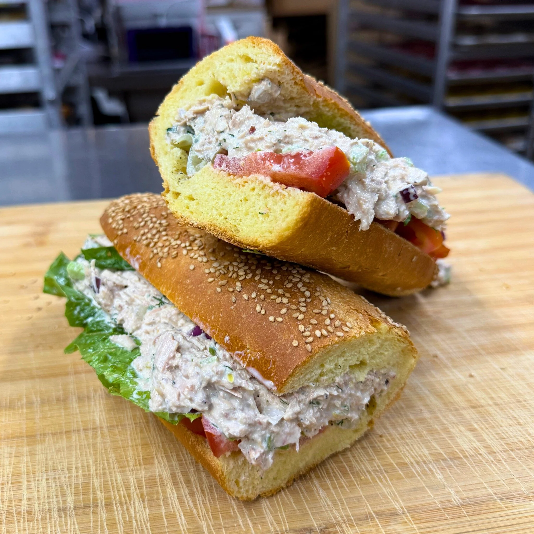 Sandwich Saturday is back with our Tina Tuna Sandwich! 🐟🥪
Made with our housemade tuna salad, fresh sliced tomatoes, and crisp romaine lettuce on fresh bread. Available this Saturday only &mdash; after 10AM until sold out!

Palermo Bakery
7312 W Ir