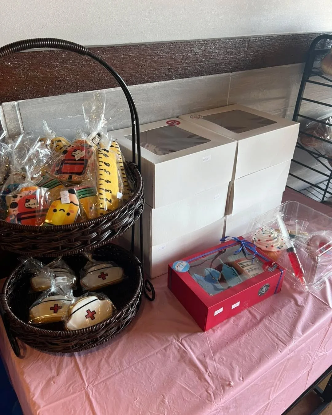 We have a few nurses and teachers treats left . 
They are free to whoever can pick them up first !