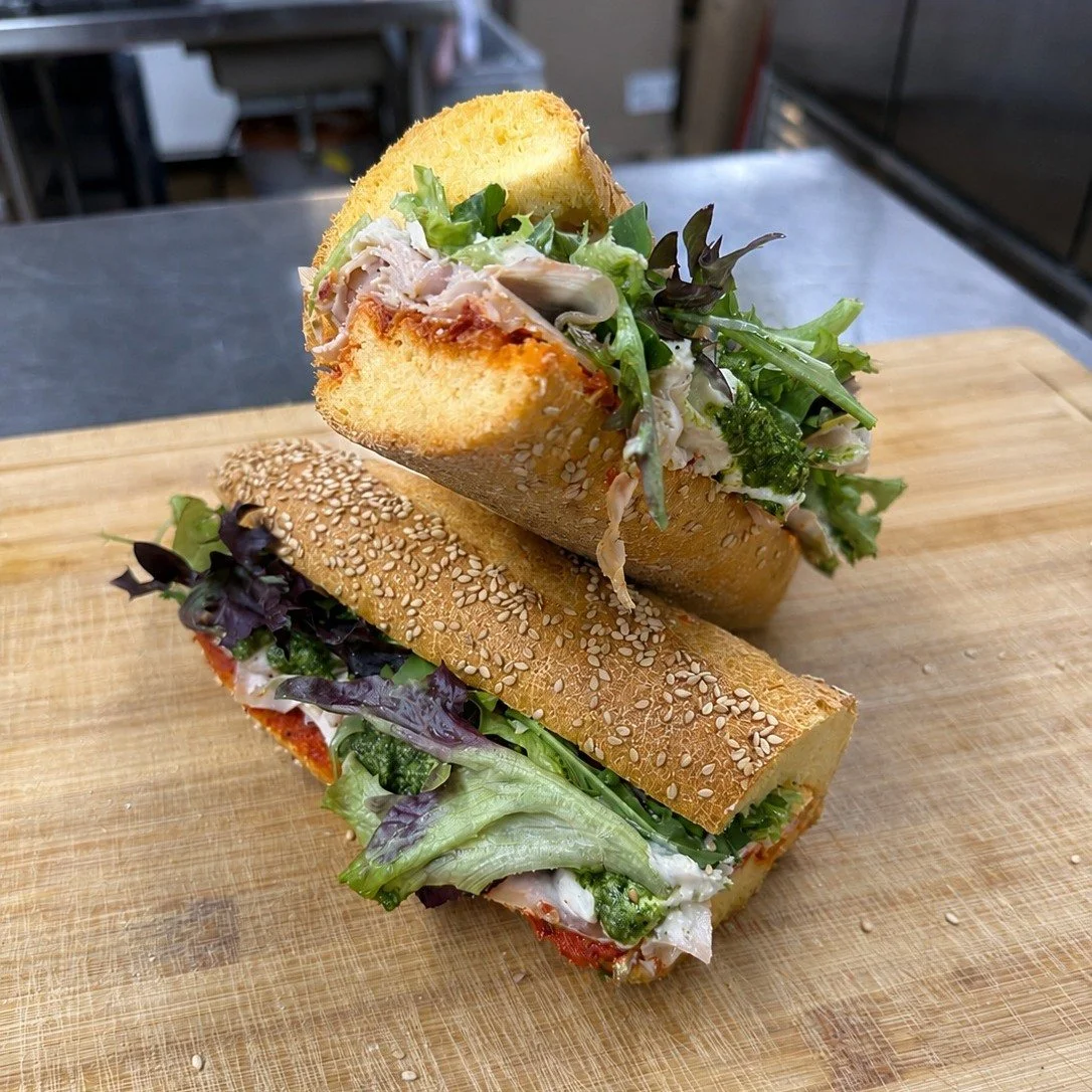 Rosso, Bianco e Verde Porchetta Sandwich! 🥖✨

This week&rsquo;s sandwich features sun-dried tomato &amp; red pepper spread, Italian salsa verde, creamy burrata cheese, porchetta and spring mix.

Available after 10AM while supplies last.

Palermo Bak