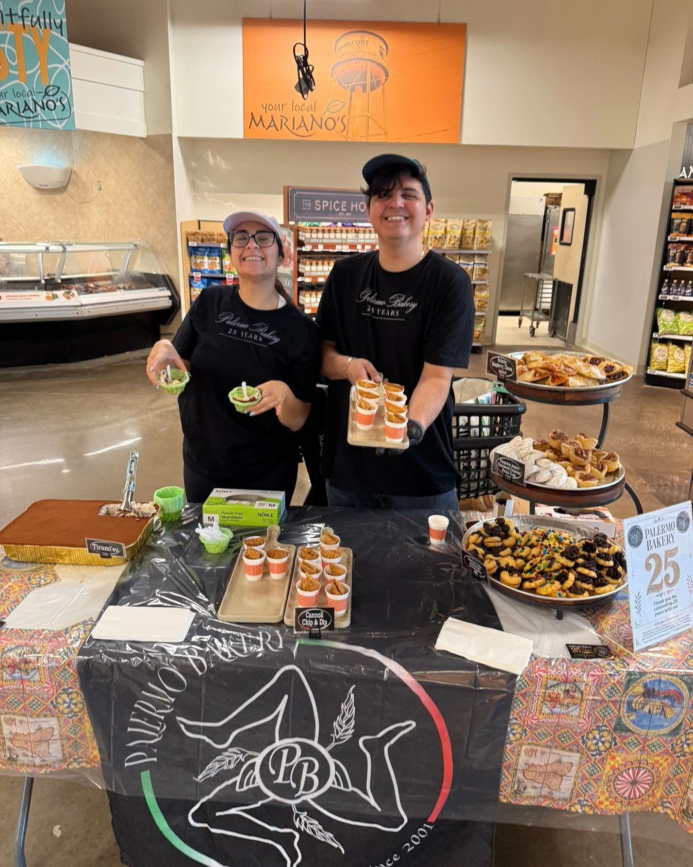 Today, we took a journey all the way down to Frankfort to continue our tour of all of the Mariano&rsquo;s for our anniversary month! 🎉🚗

Check out their lovely display of Palermo Bakery goodies! 🍪💙✨