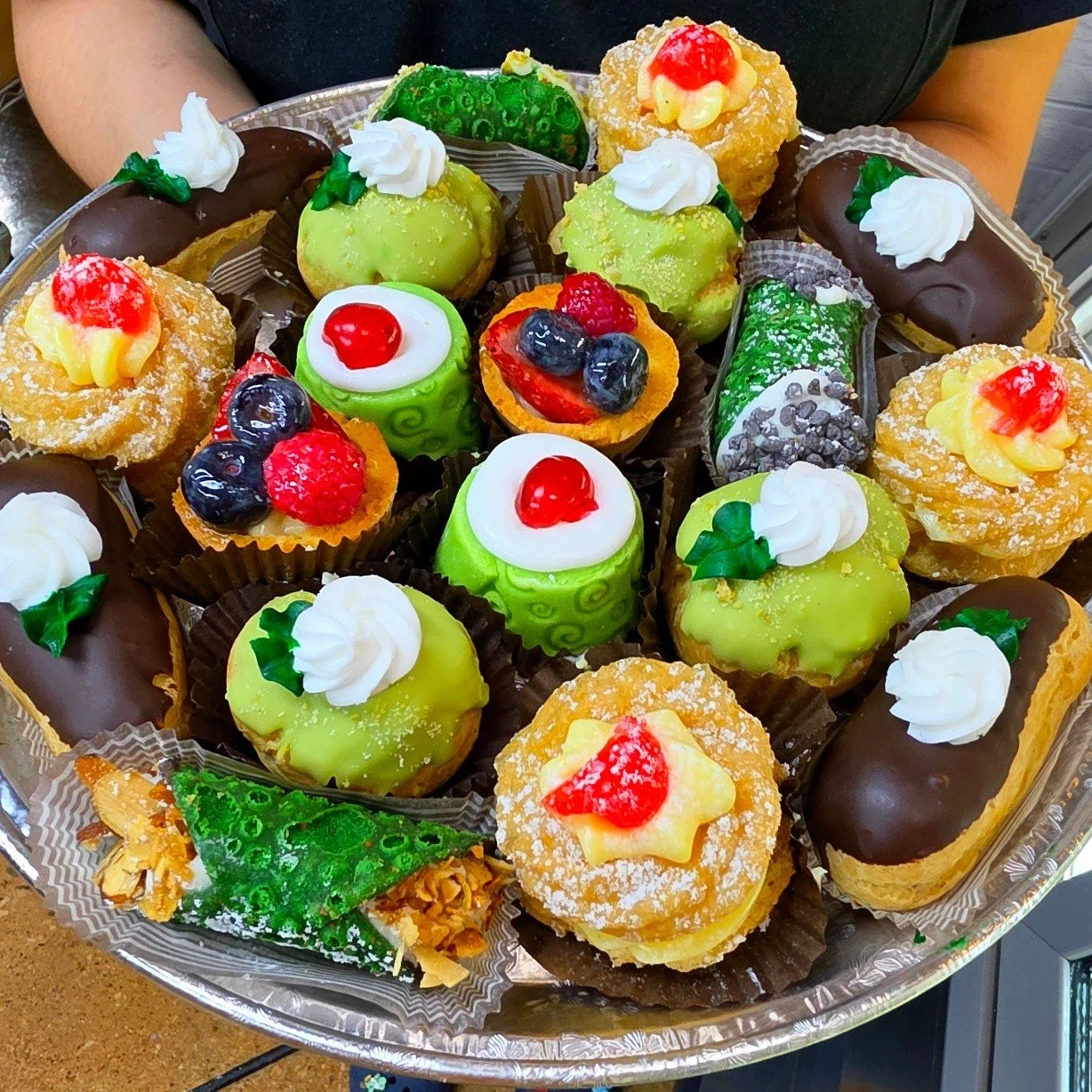 Mini pastries, major temptation. 😍🍰

A little variety makes every gathering sweeter! Our mini pastry trays are perfect for parties, office treats, family get-togethers&mdash;or whenever one dessert just isn&rsquo;t enough. 😉

Pick up a tray from P