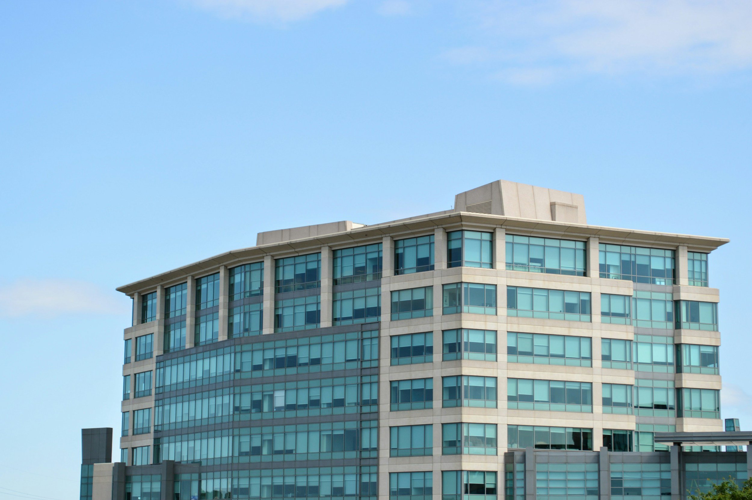 Commercial Window Cleaning in Denver (2025 Guide for Businesses and Property Managers)