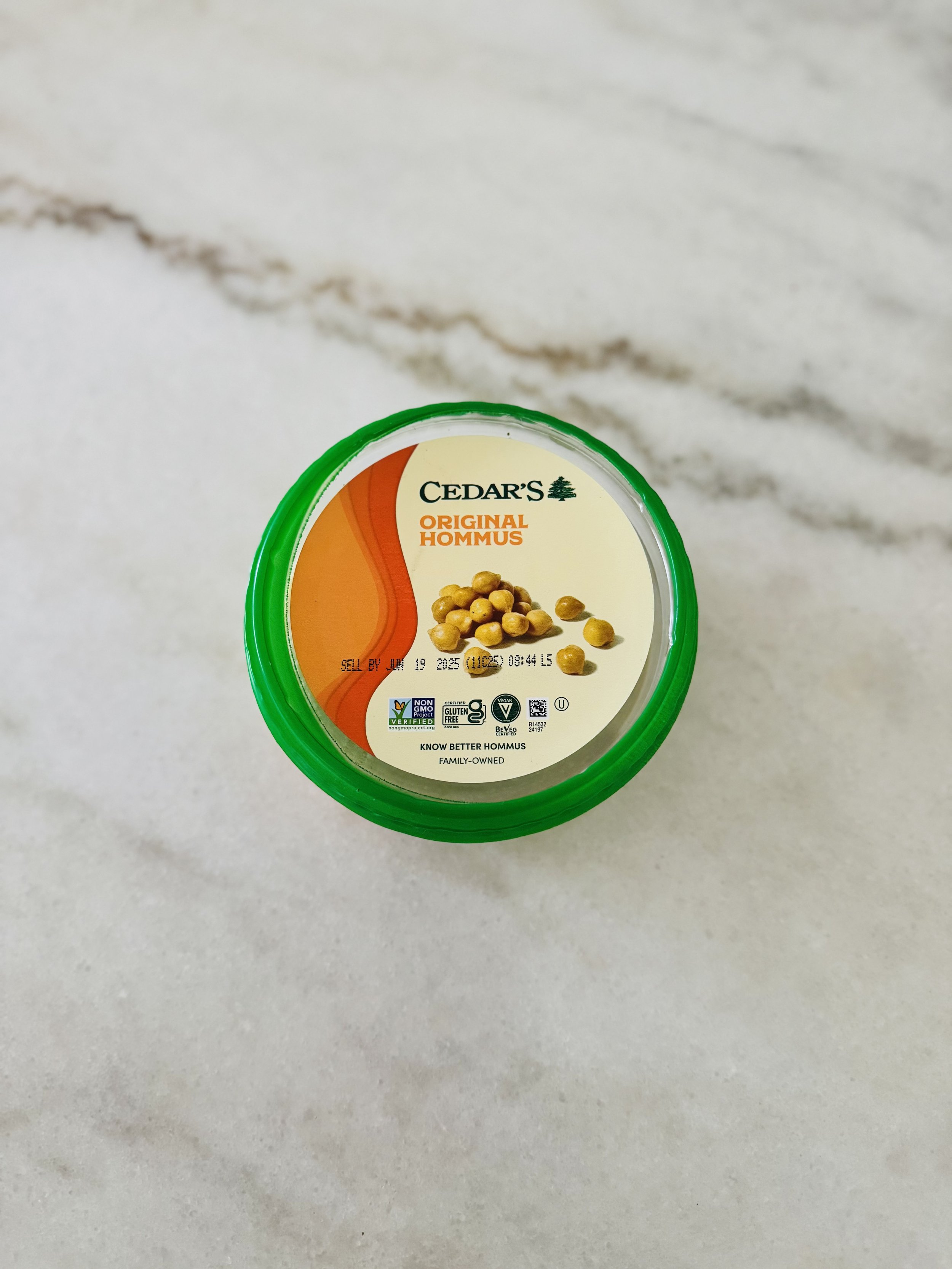 Best Store-Bought Hummus Brands (Dietitian-Approved, Plant-Based Picks)