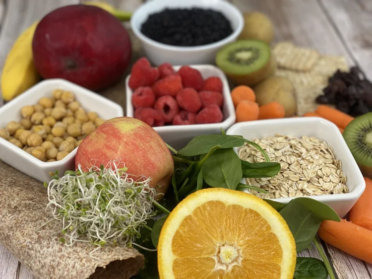 Vegan Detox: 21 Day Anti-Inflammatory Diet (PDF) — Rachelle Caves, RDN