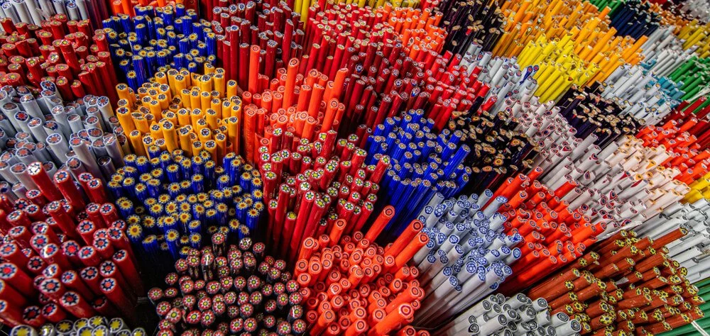 ¿Qué es el vidrio de Murano? Historia, tradición y artesanía