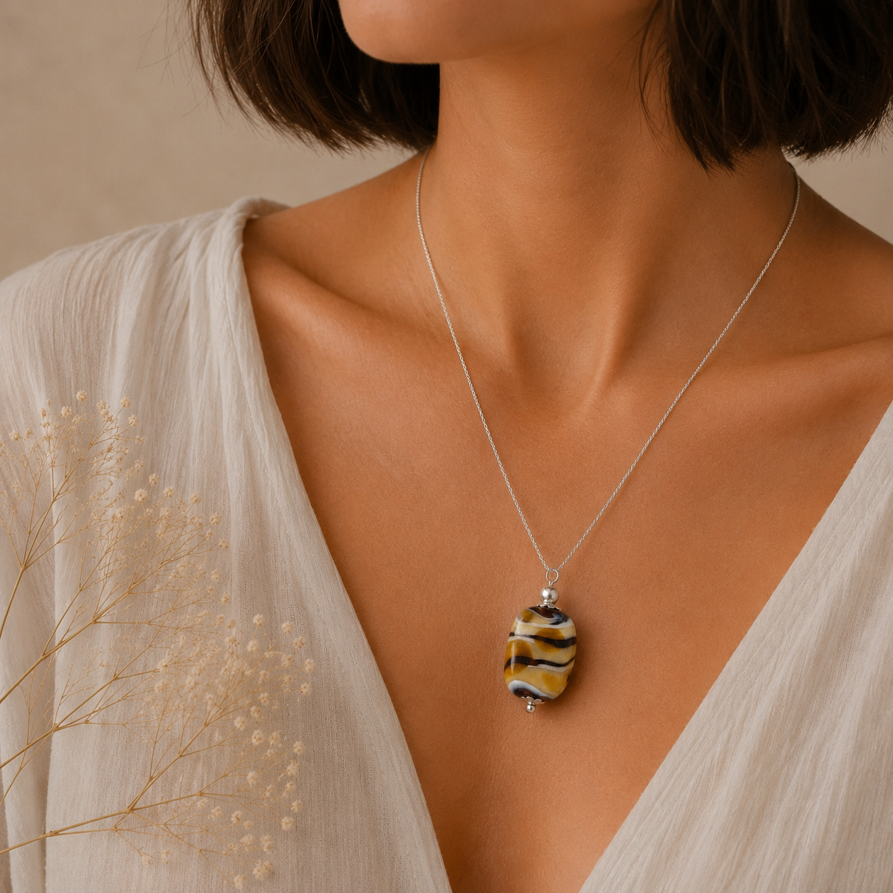 colgante artesanal hecho a mano joyería de vidrio de color naranja, y plata de ley