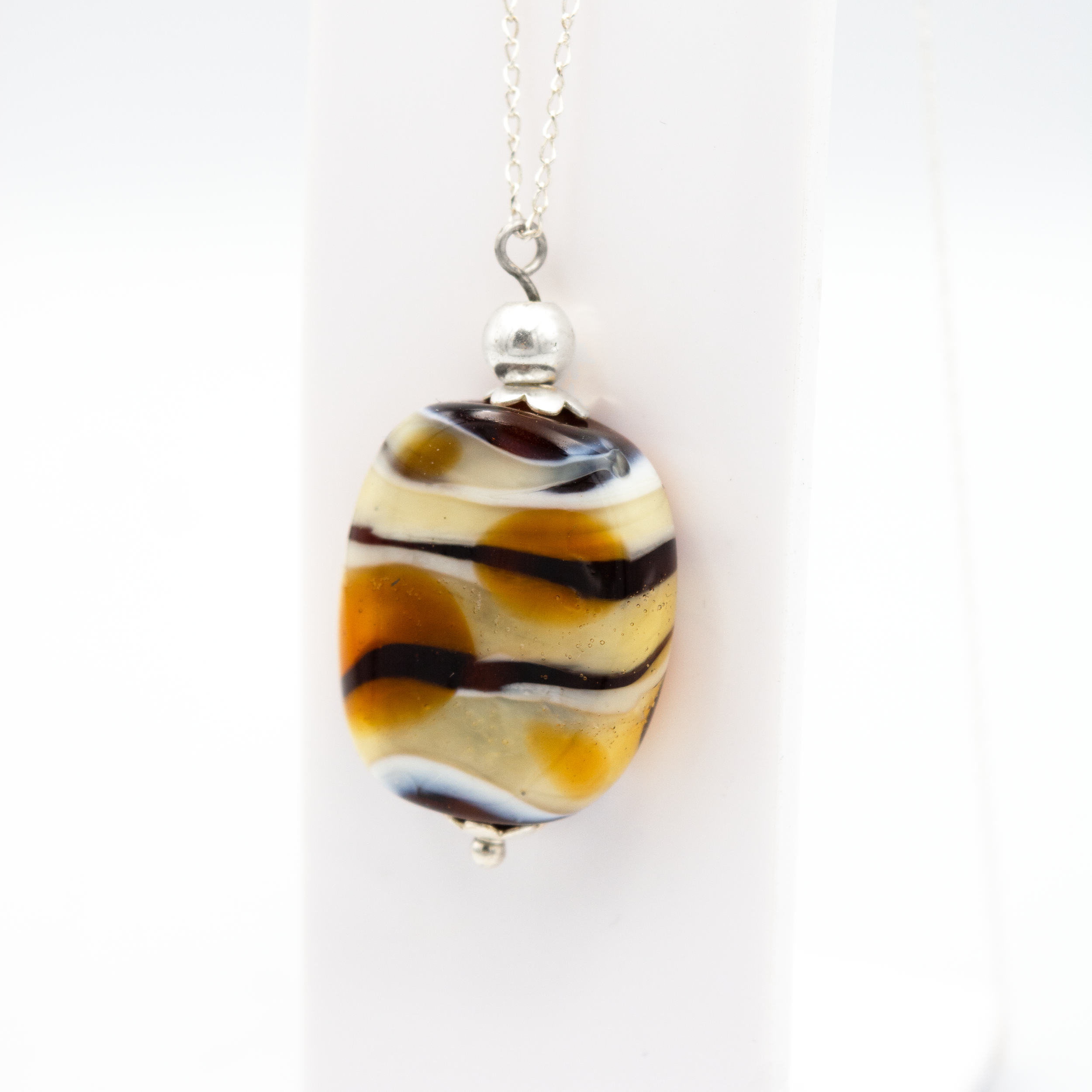 colgante artesanal hecho a mano joyería de vidrio de color naranja, y plata de ley