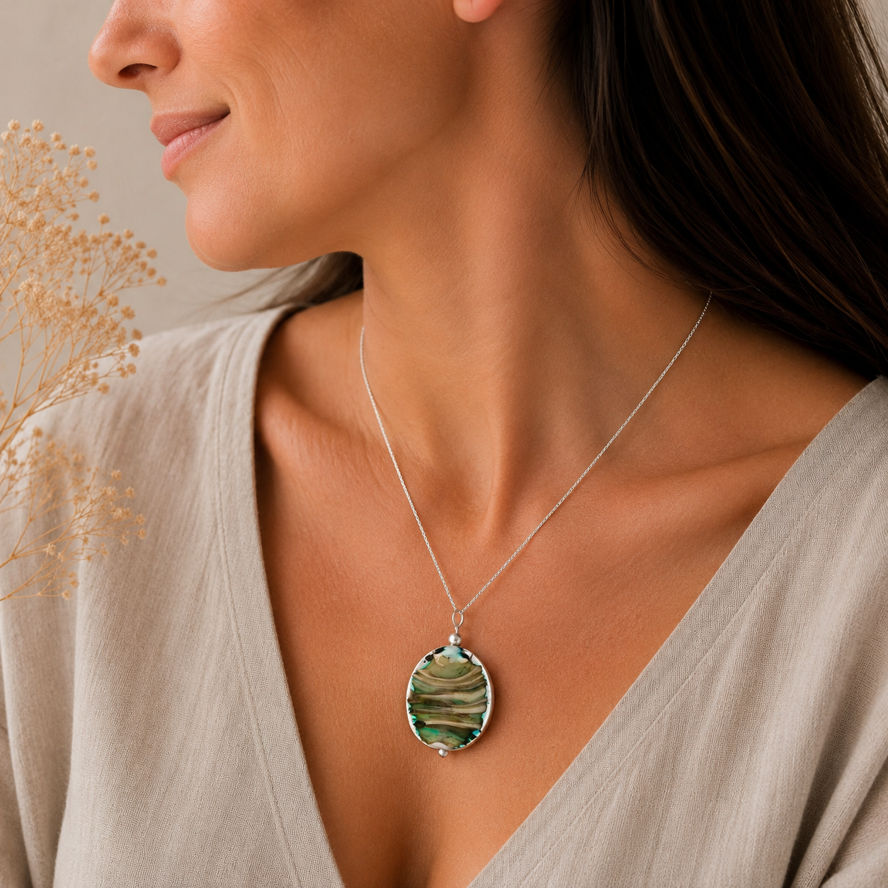 colgante artesanal hecho a mano joyería de vidrio de color verde y plata de ley