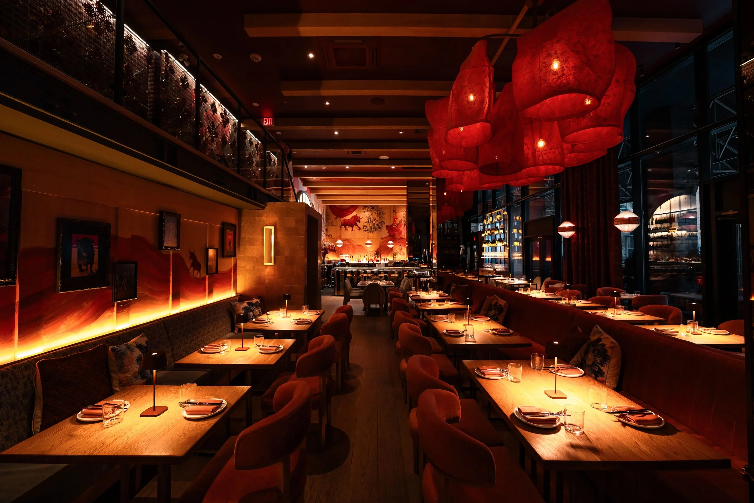 Beso_MainDiningRoom_2.jpg