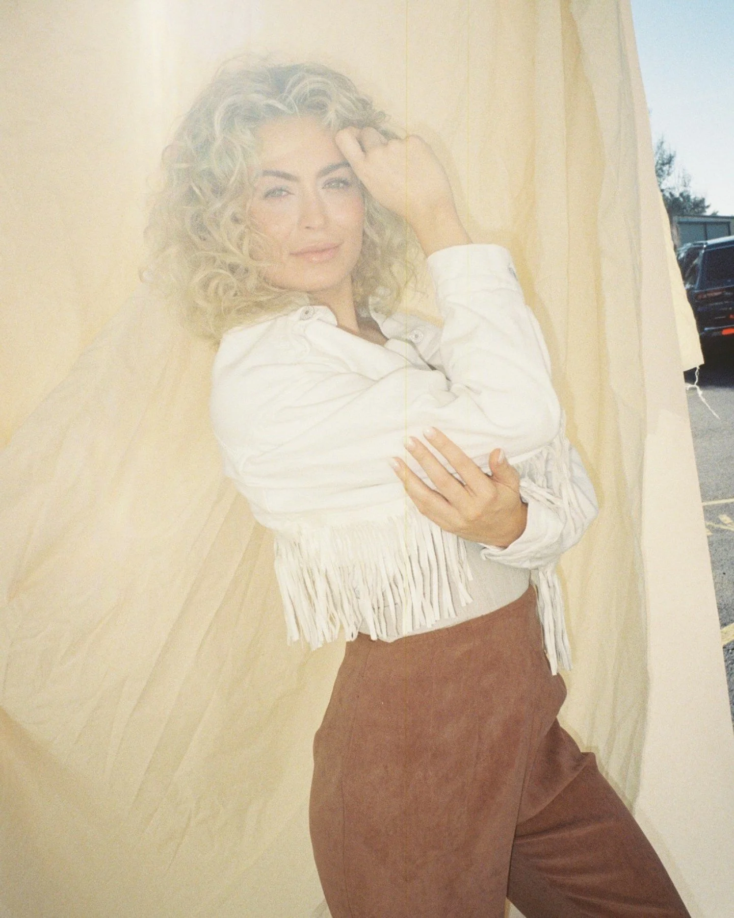 Model: @laurenlich
Beauty: @jazzitupartistry
Film processing @photovision.co

#orlandophotographer #miamiphotographer #studioshoot #editorial #modelphotoshoot #retrostyle #orlandomodel #tampamodel #35mmfilm